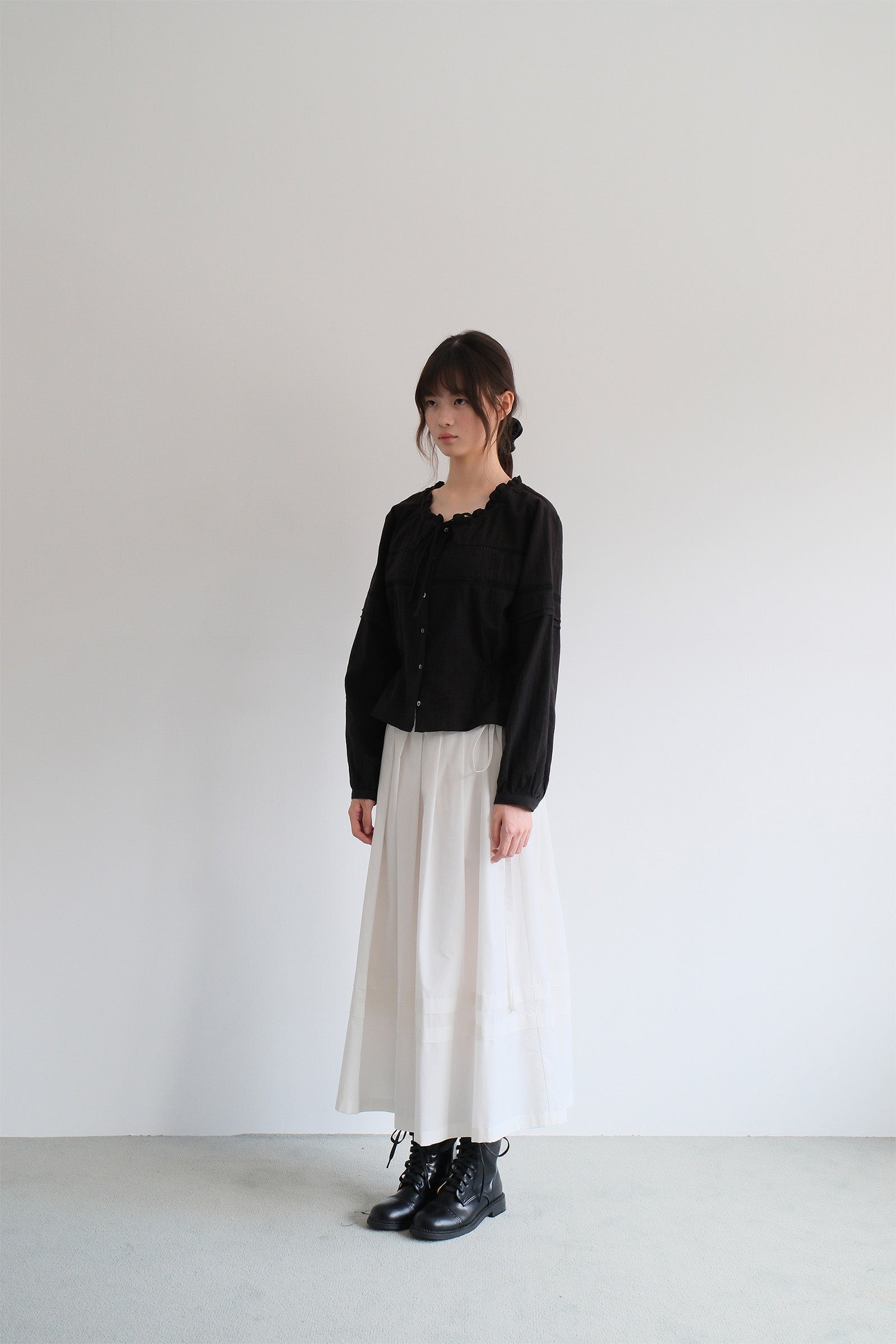 SALTY LACE BLOUSE_BLACK