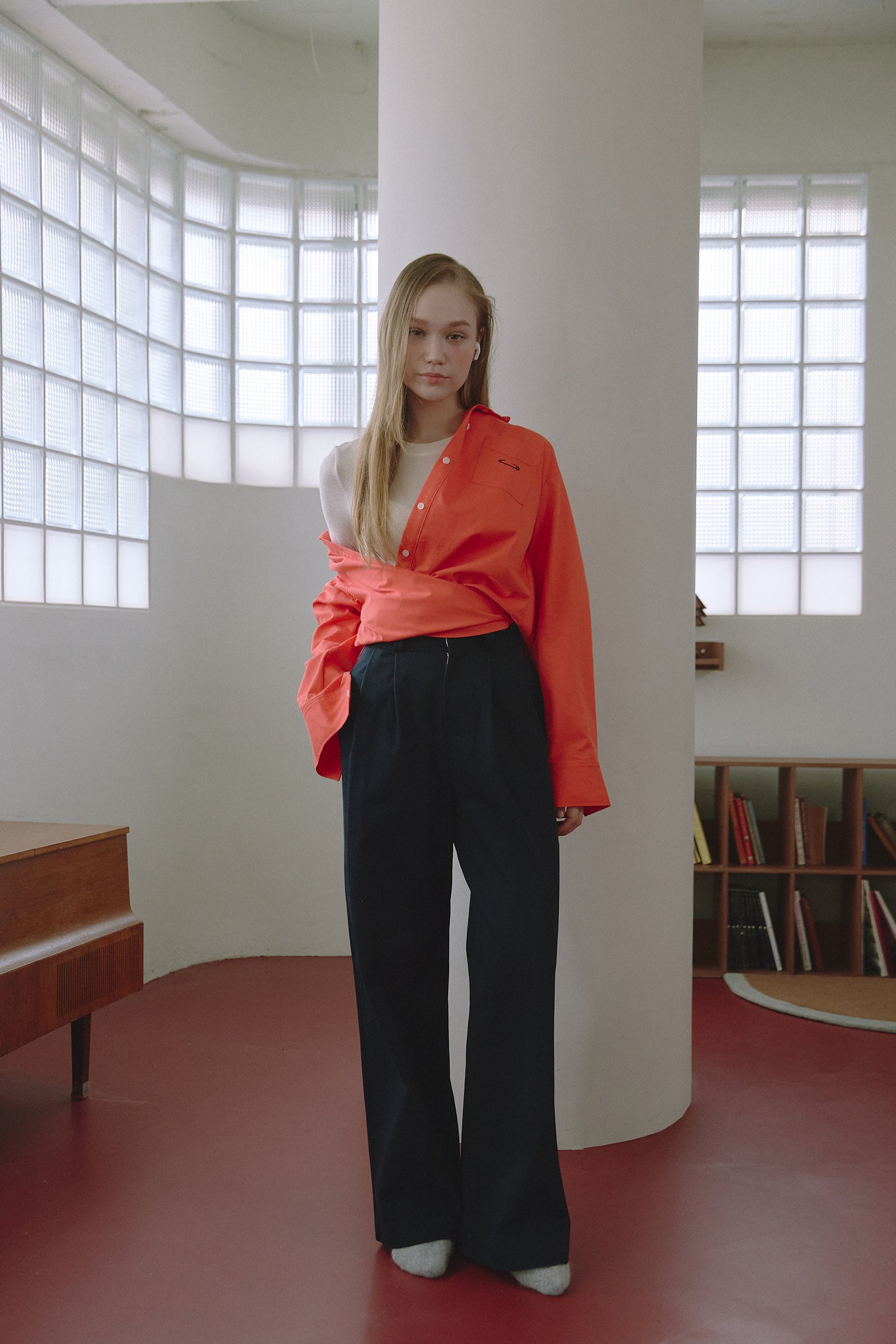 CLASSIC TWO TUCK WIDE PANTS_NAVY