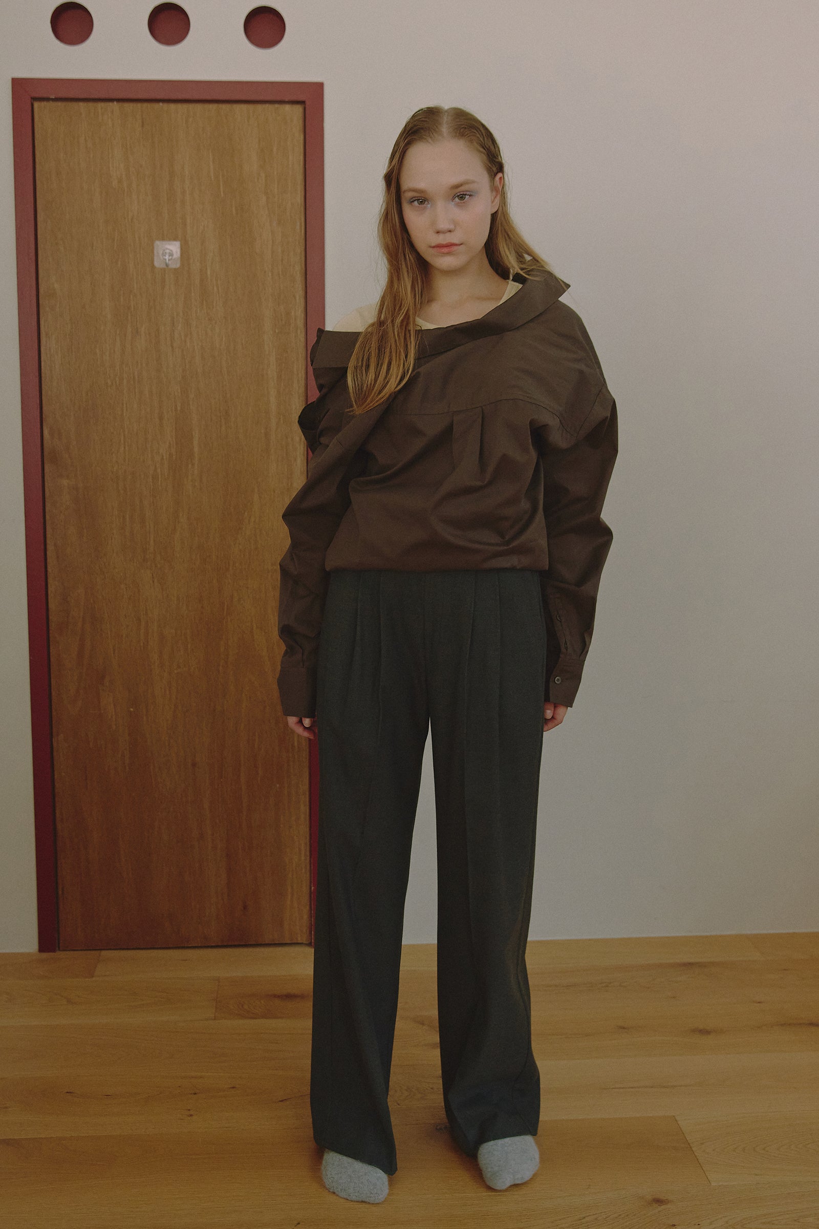 BELT LOOP DETAIL TWO TUCK WOOL BLEND WIDE PANTS_GRAY