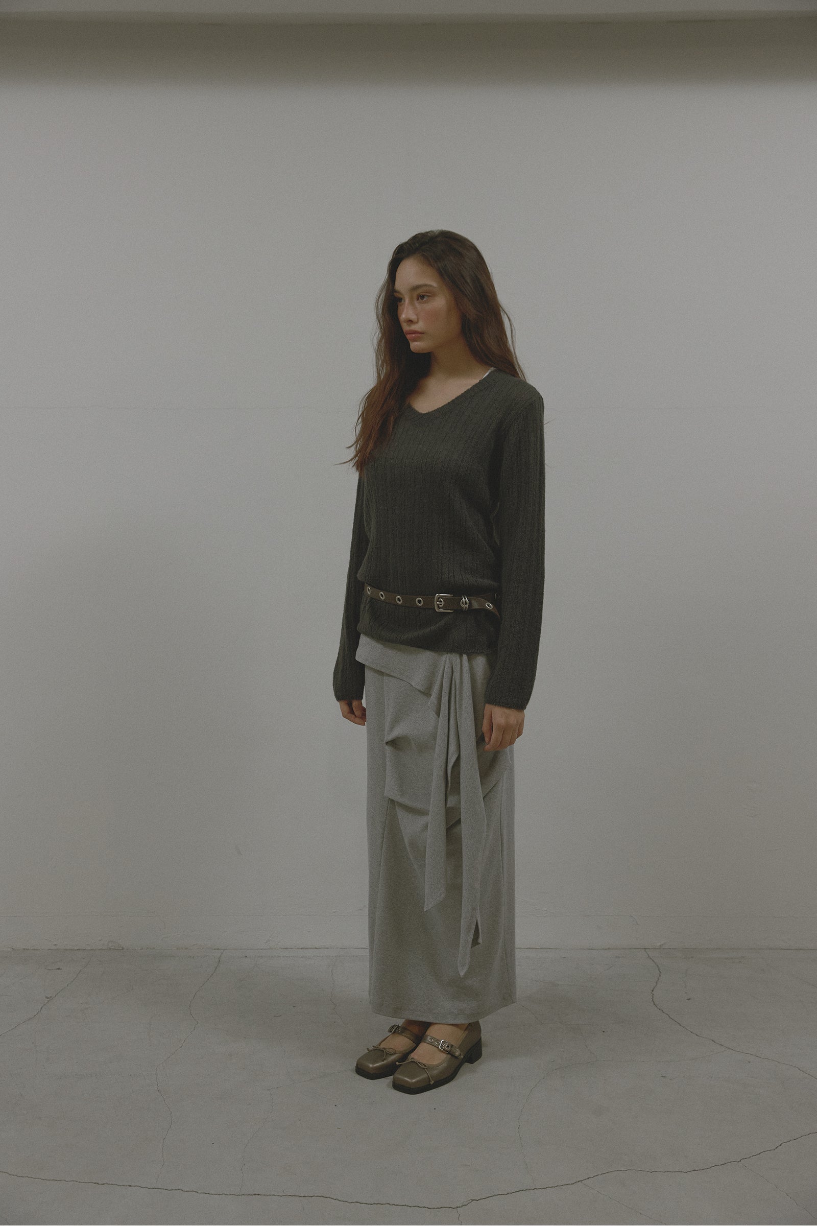 V-NECK GOLGI KNIT_GREY