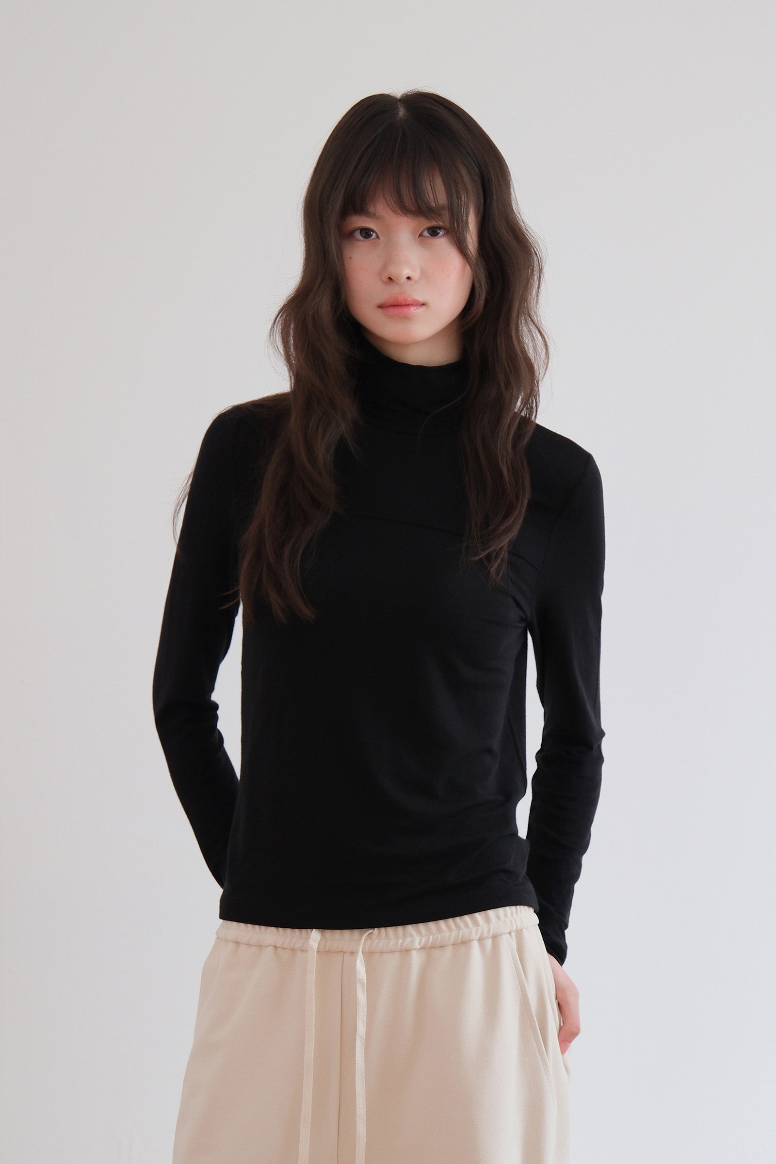 TENCEL WOOL HIGHNECK T_BLACK