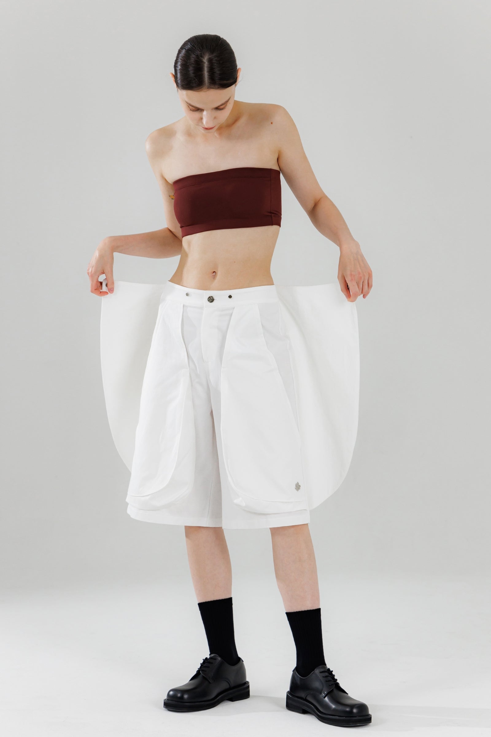 BLOSSOM 3D POCKET SHORTS_WHITE