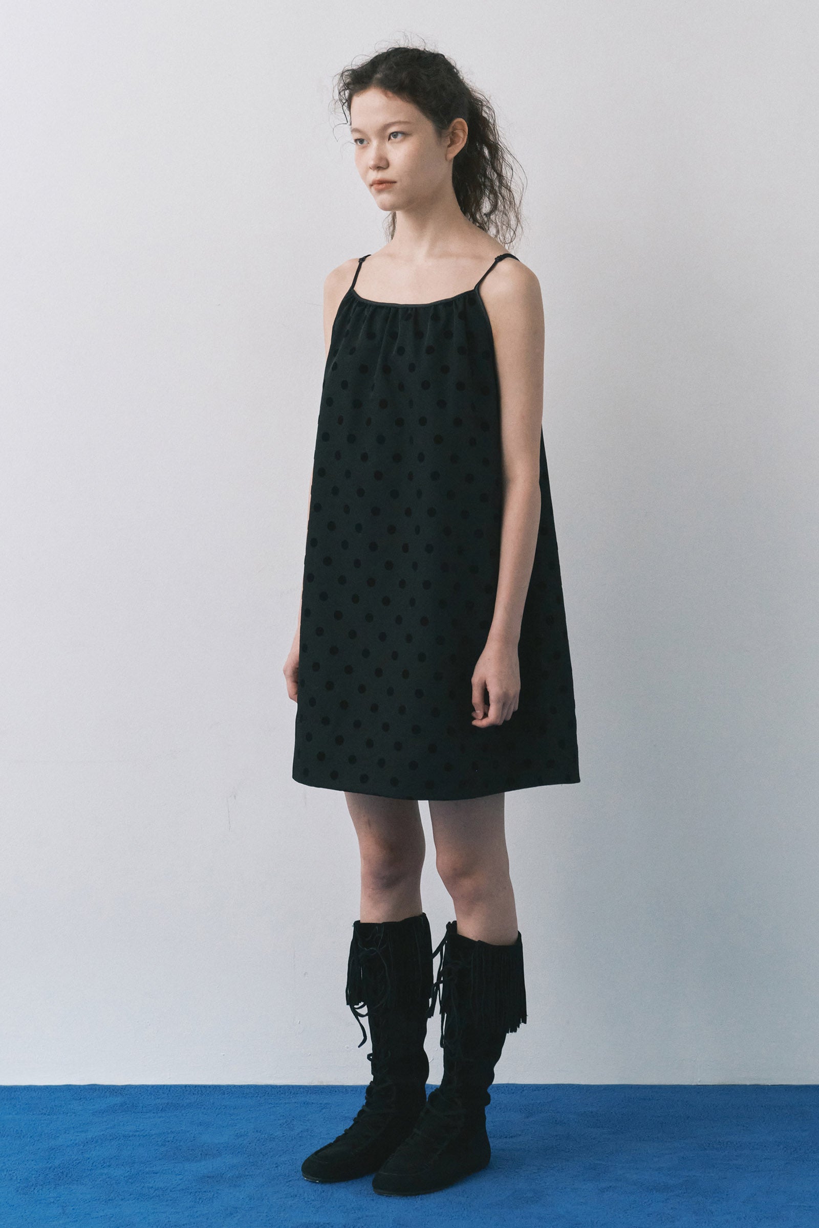 FLOCKING DOT MINI DRESS_BLACK