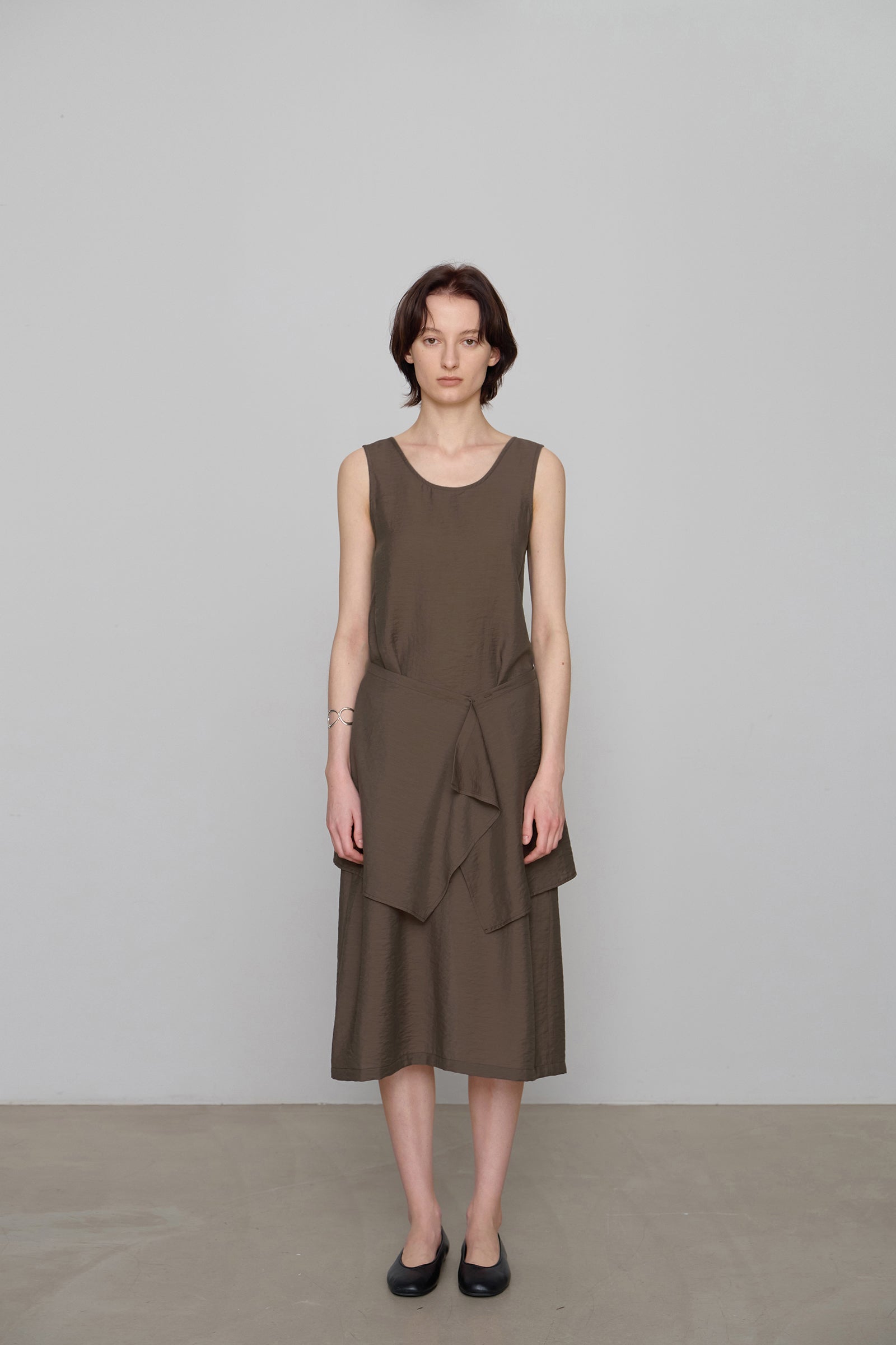SHEER SLEEVELESS DRESS_BROWN