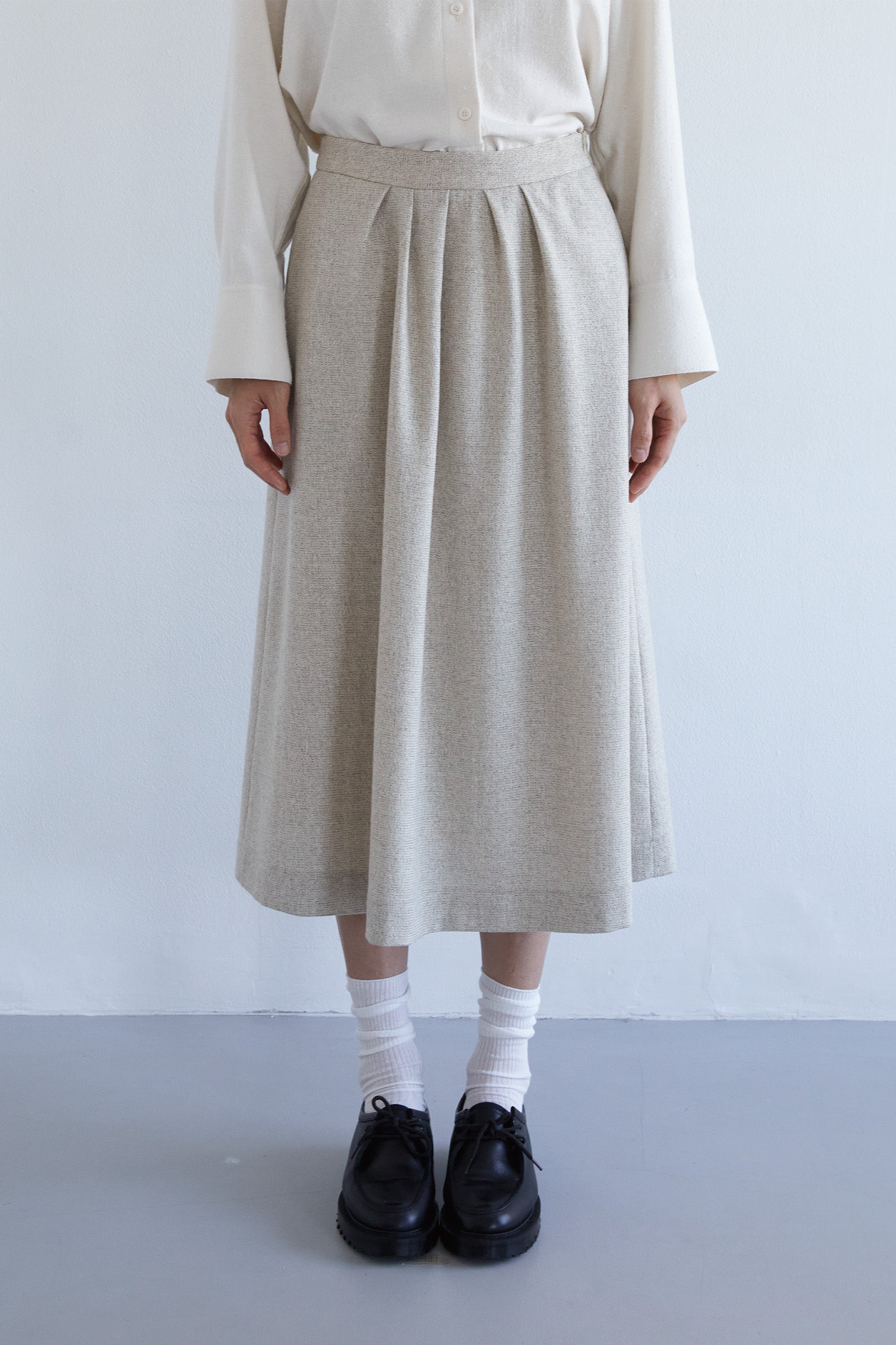 WOOL BLEND TUCK SKIRT_BEIGE