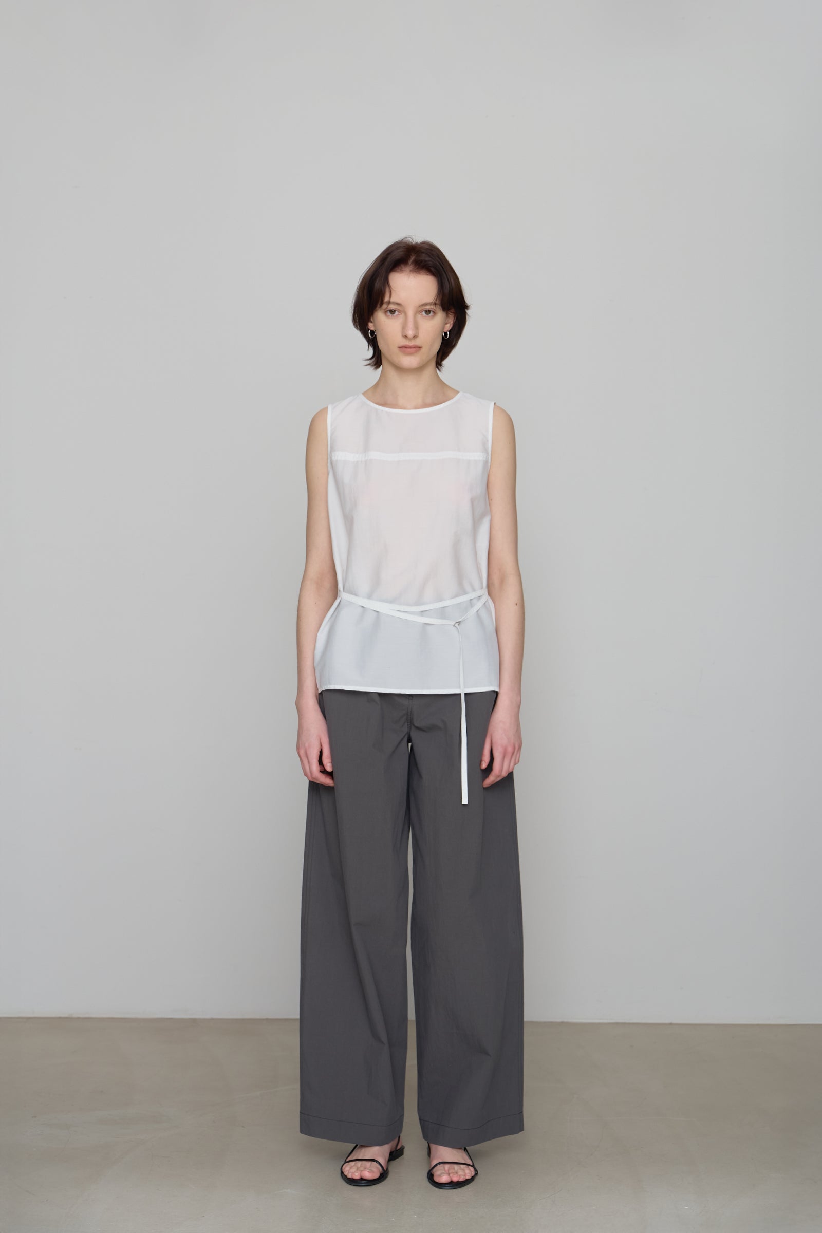 SHEER STRAP SLEEVELESS TOP_WHITE