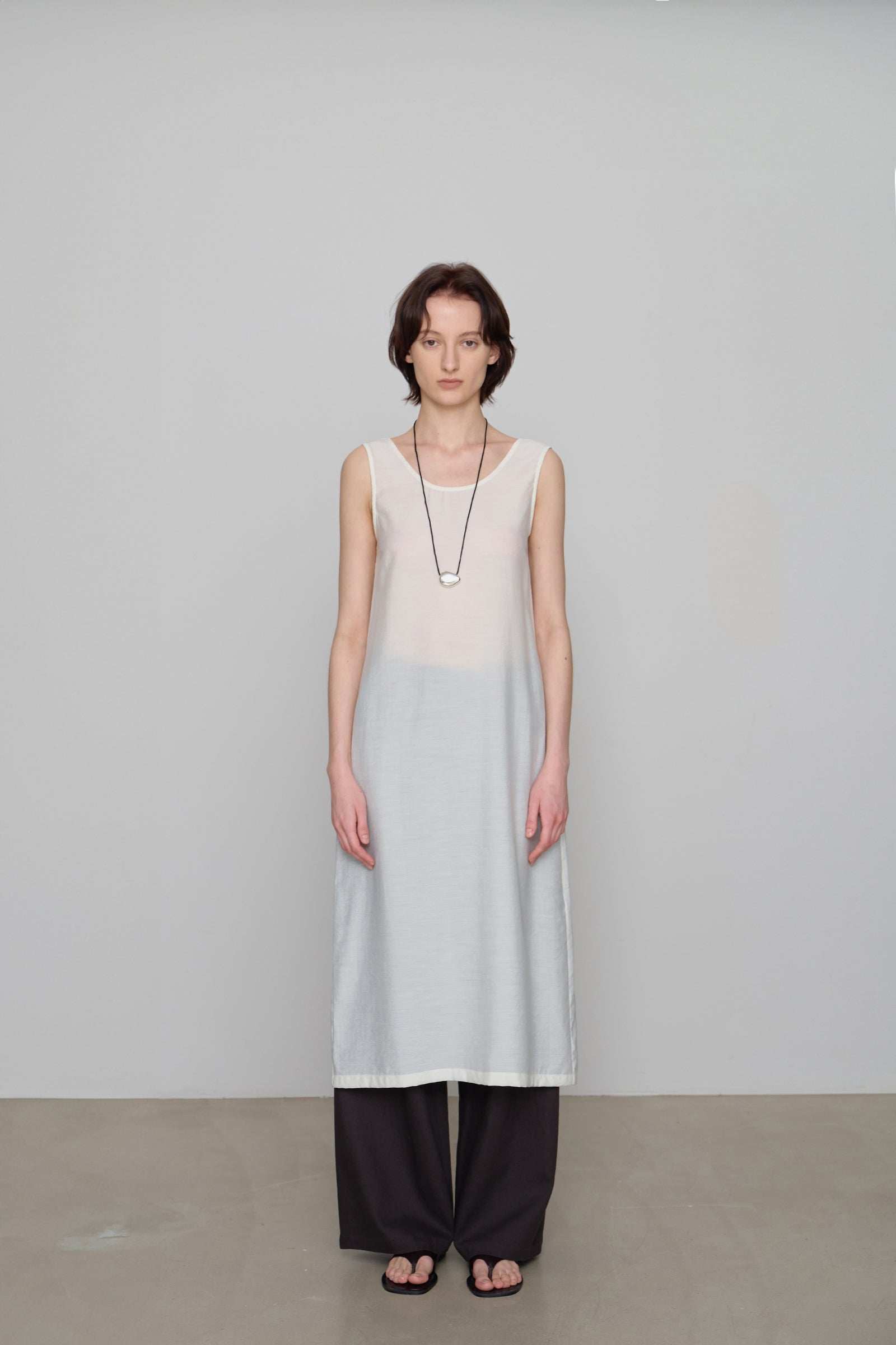 SHEER SLEEVELESS DRESS_CREAM