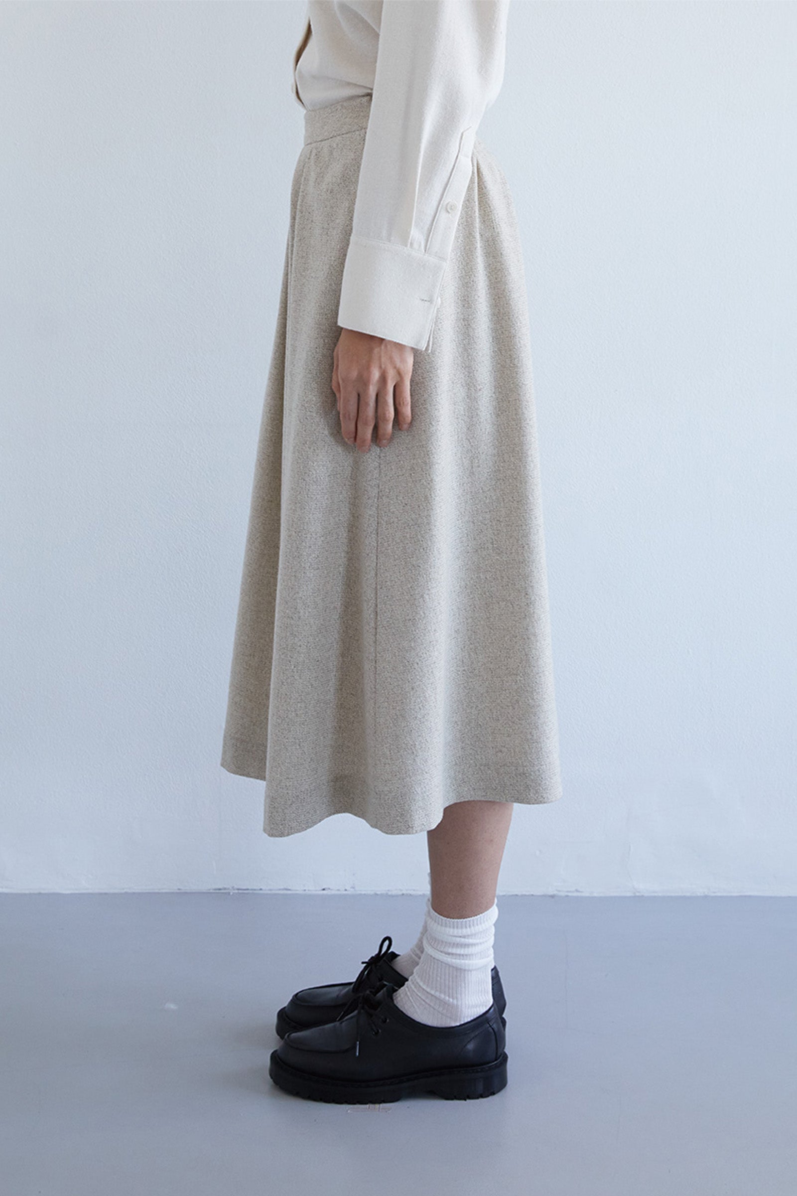 WOOL BLEND TUCK SKIRT_BEIGE