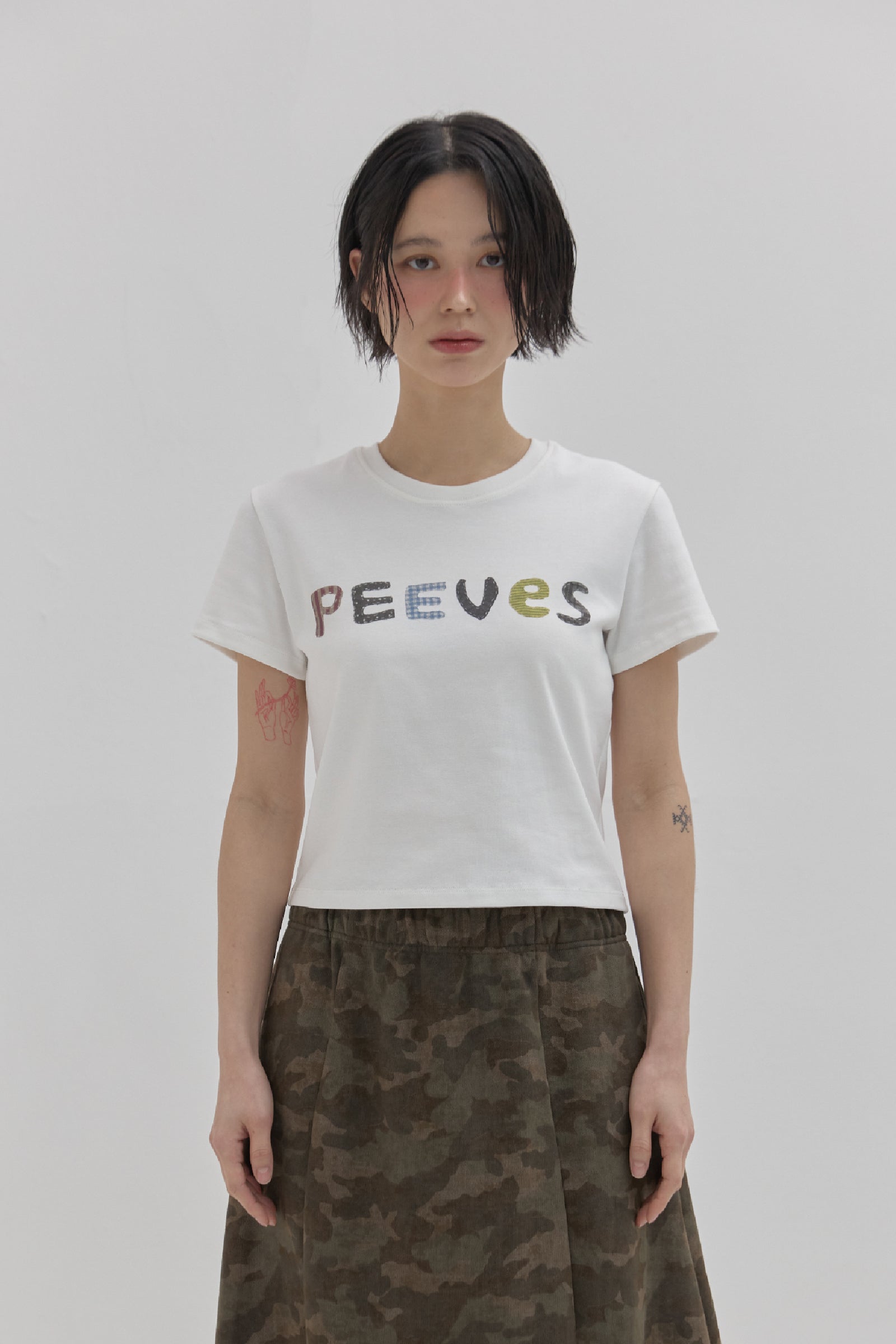 SCANNED NEEDLEWORK CROPPED T-SHIRT_WHITE