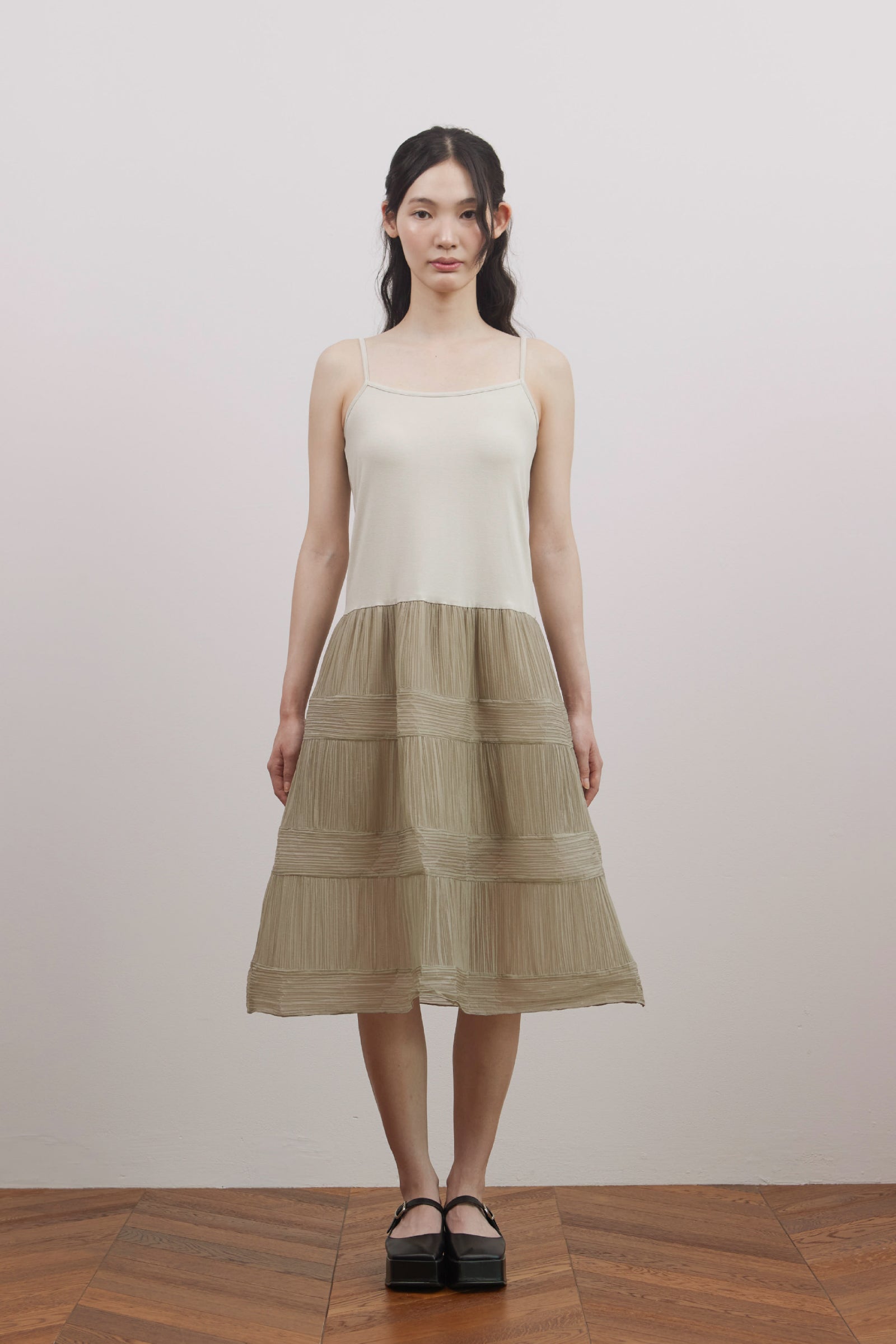 SHEER PLEATS DRESS_LIGHT GREY