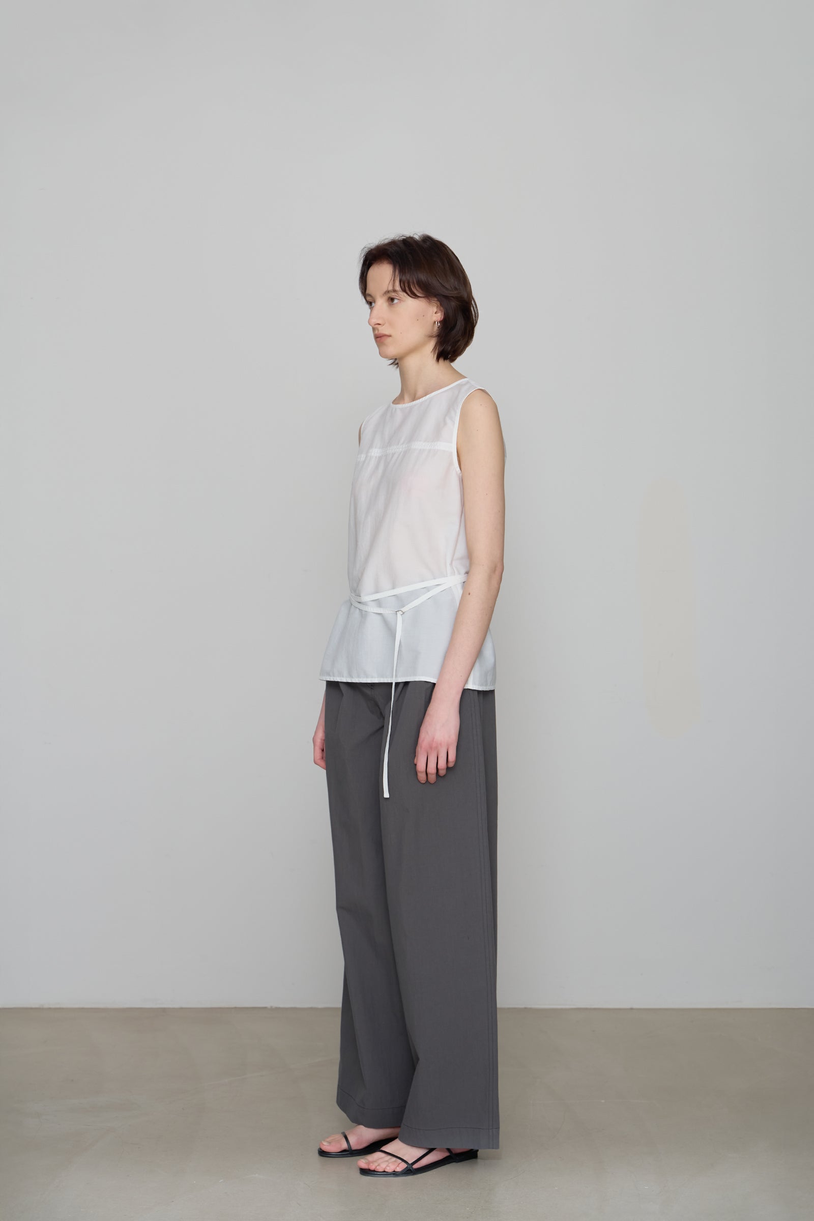 SHEER STRAP SLEEVELESS TOP_WHITE