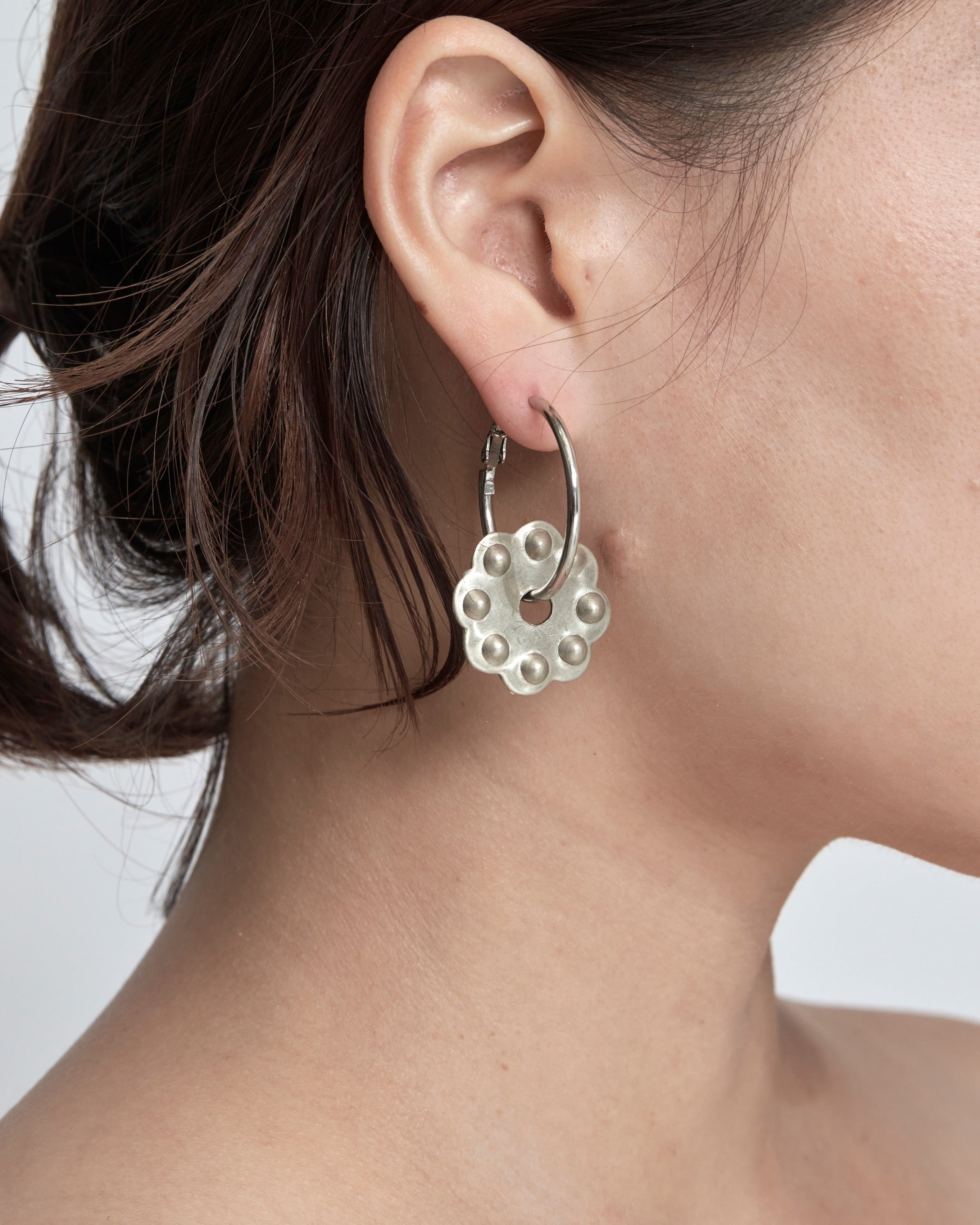 CHRYSANTHEMUM RING EARRINGS_SILVER