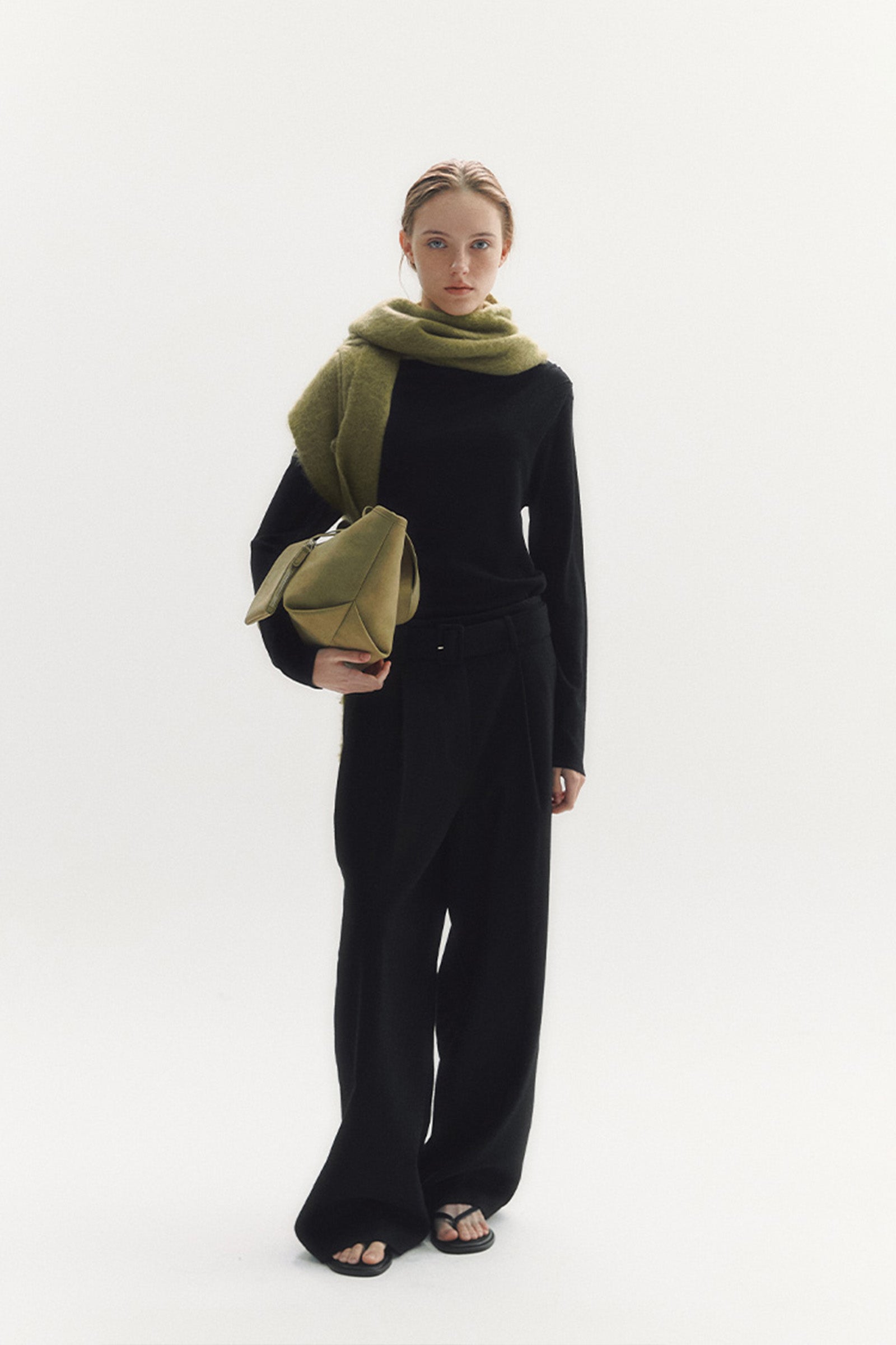 BLURRY HUG SCARF_GREEN