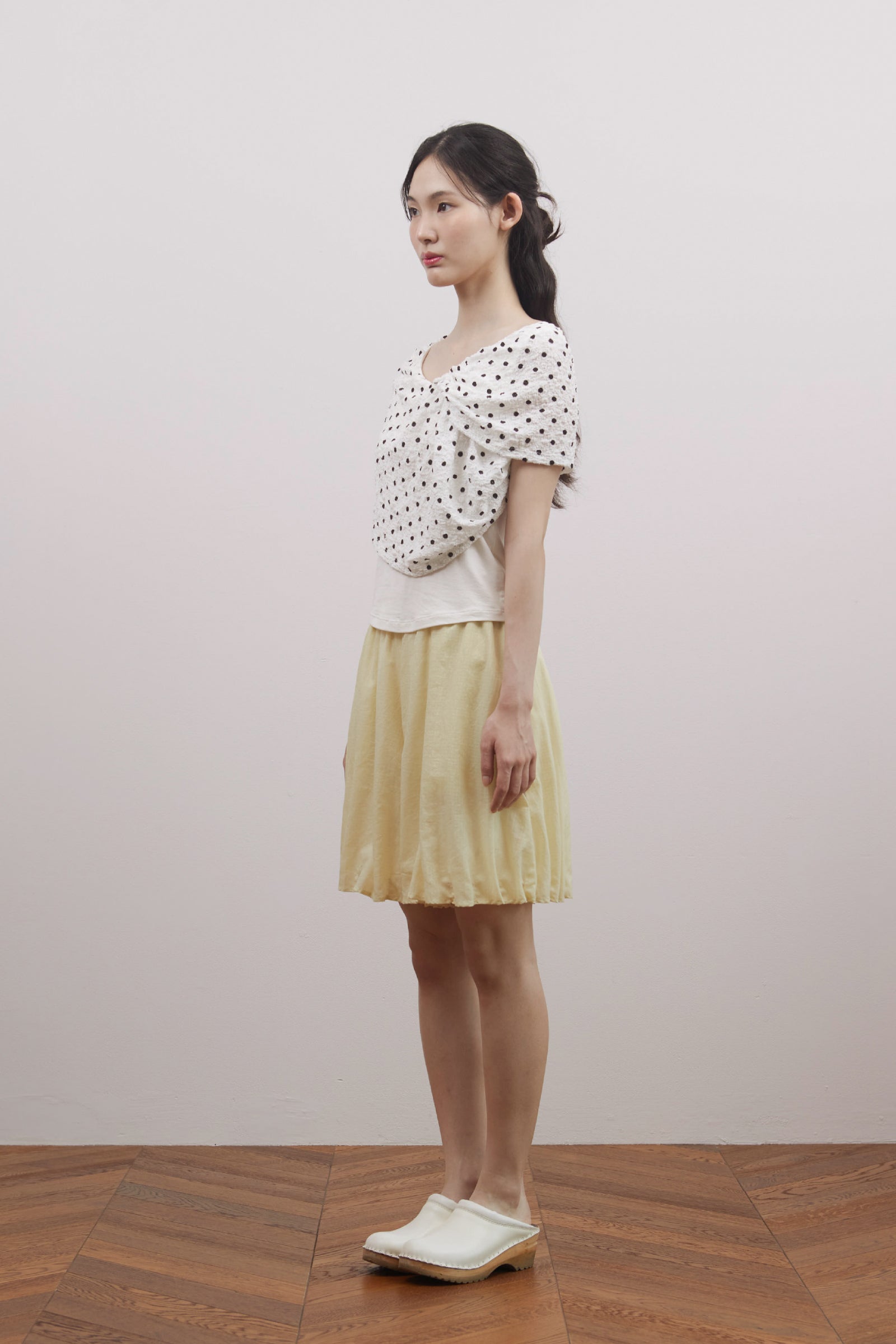 DOT DRAPE SLEEVELESS_WHITE