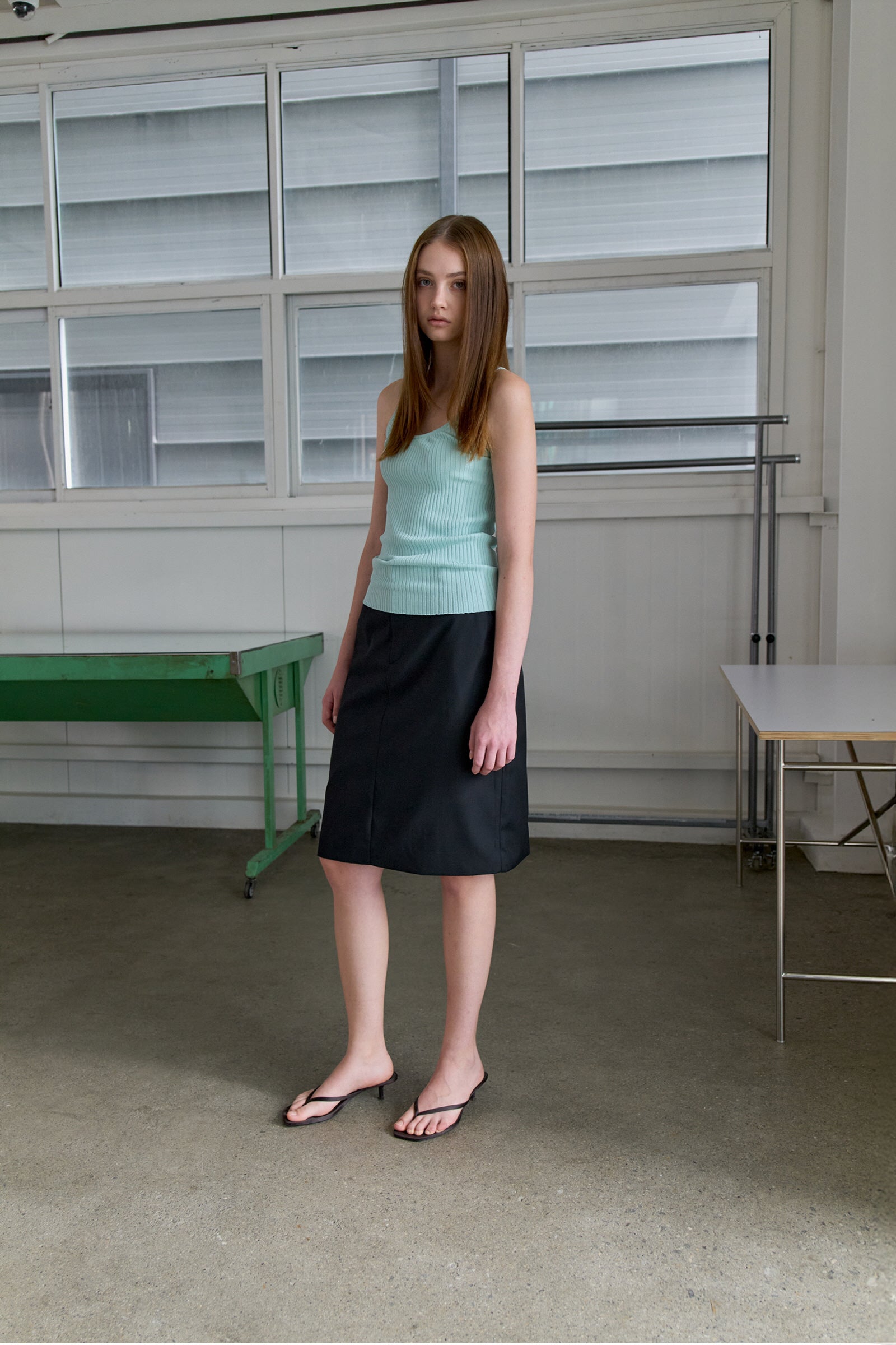 PIVOT MIDI SKIRT_BLACK