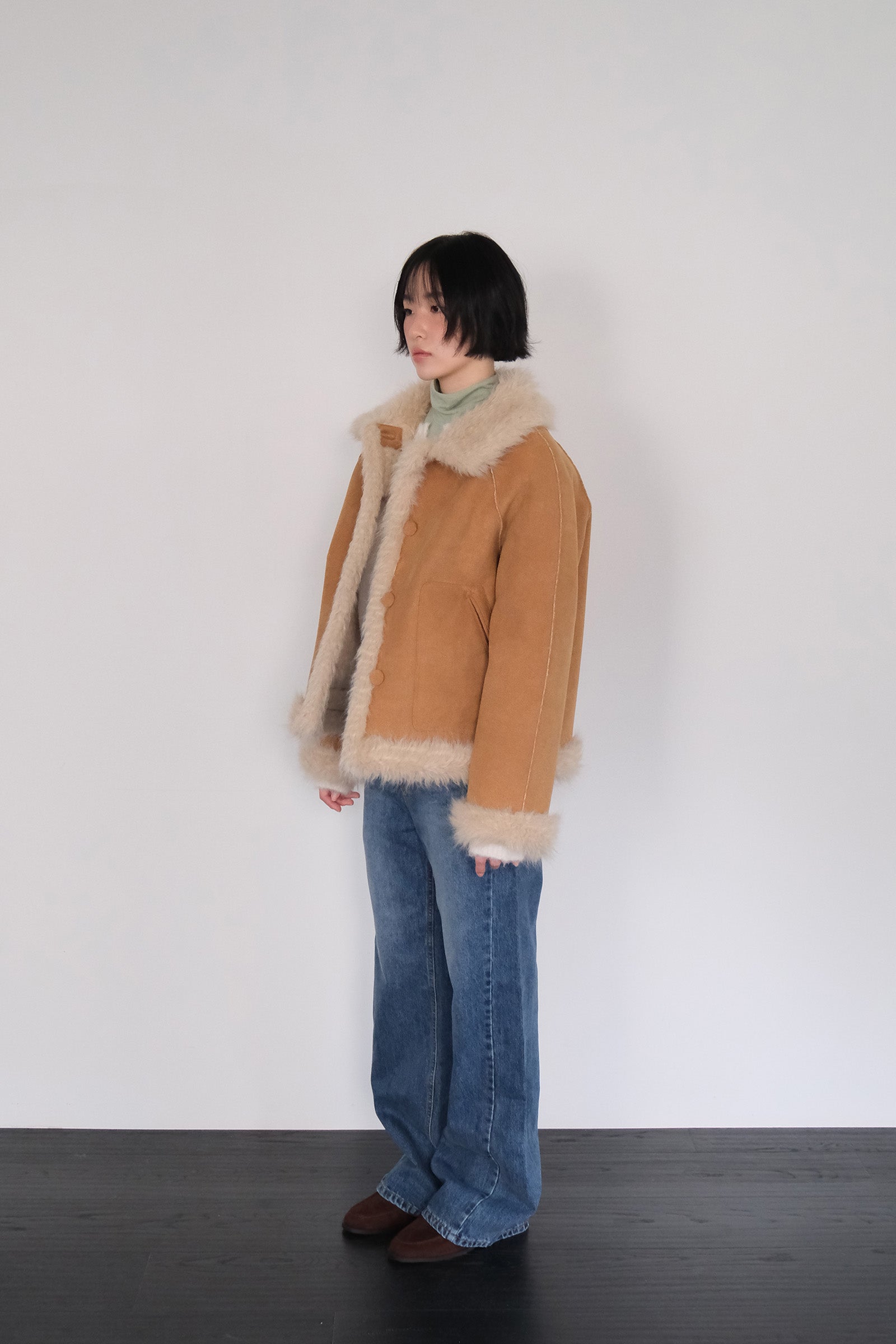 MOUI SHEARING REVERSIBLE MUSTANG JACKET_BEIGE