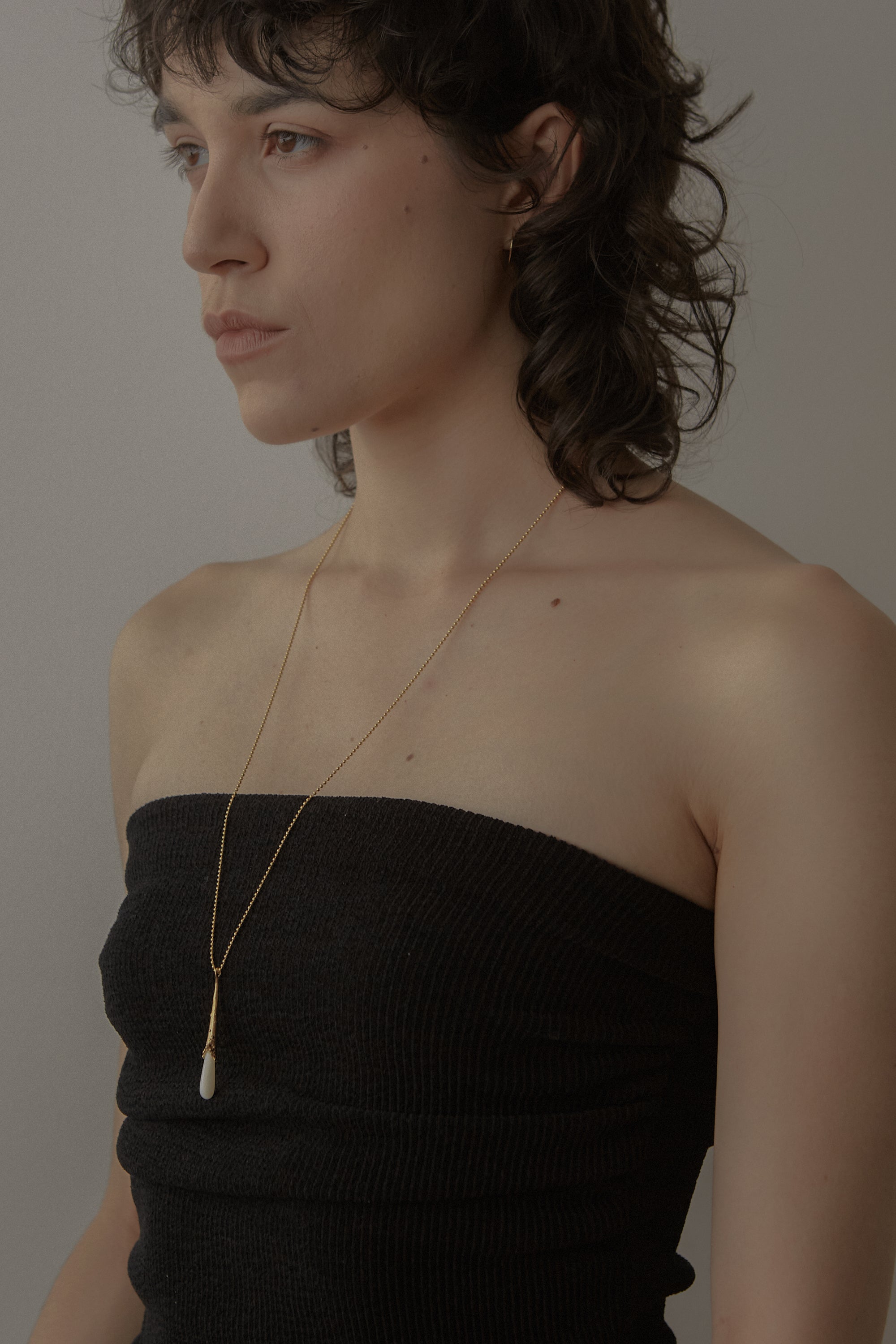 WHITE DROP NECKLACE_LONG VER.