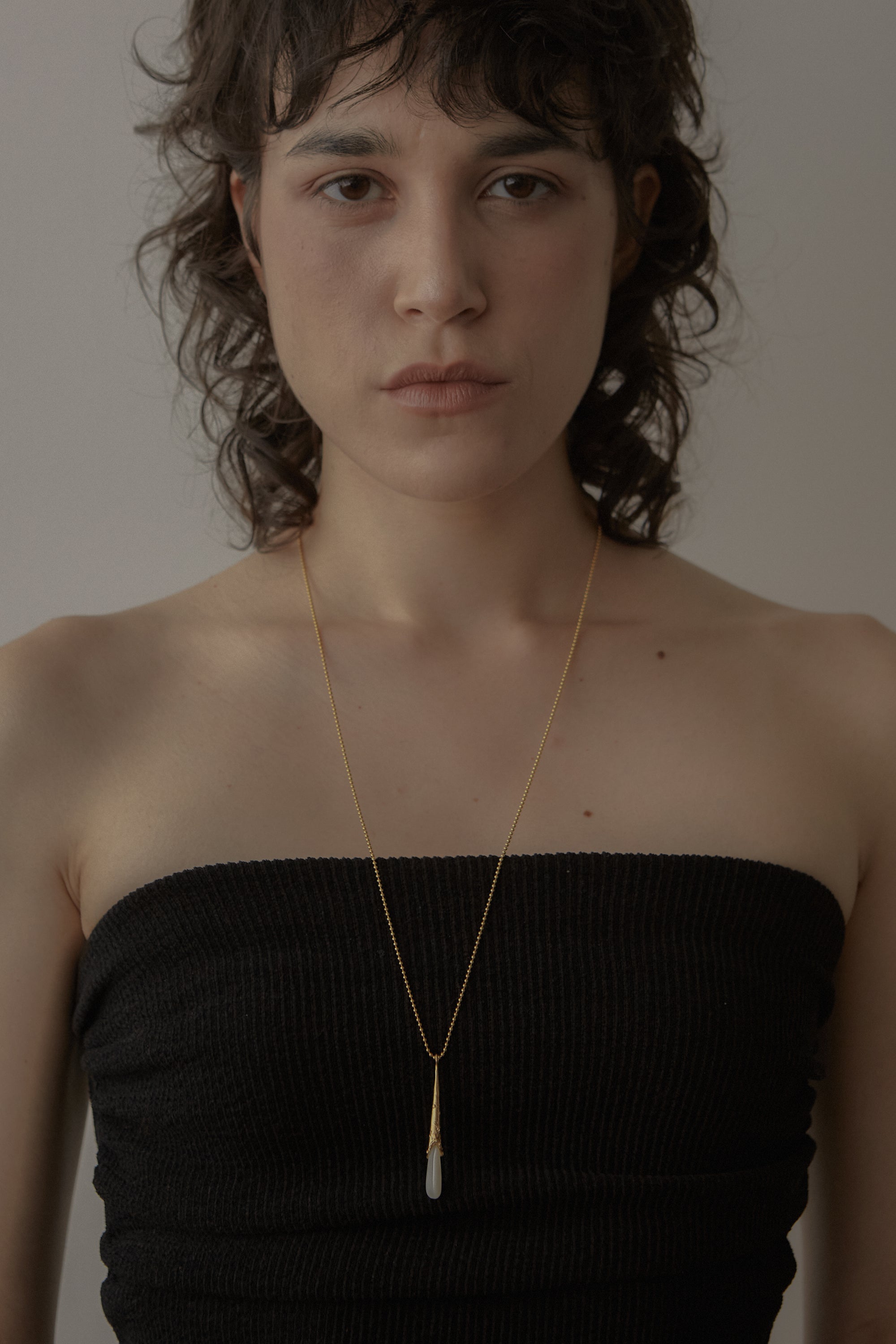 WHITE DROP NECKLACE_LONG VER.