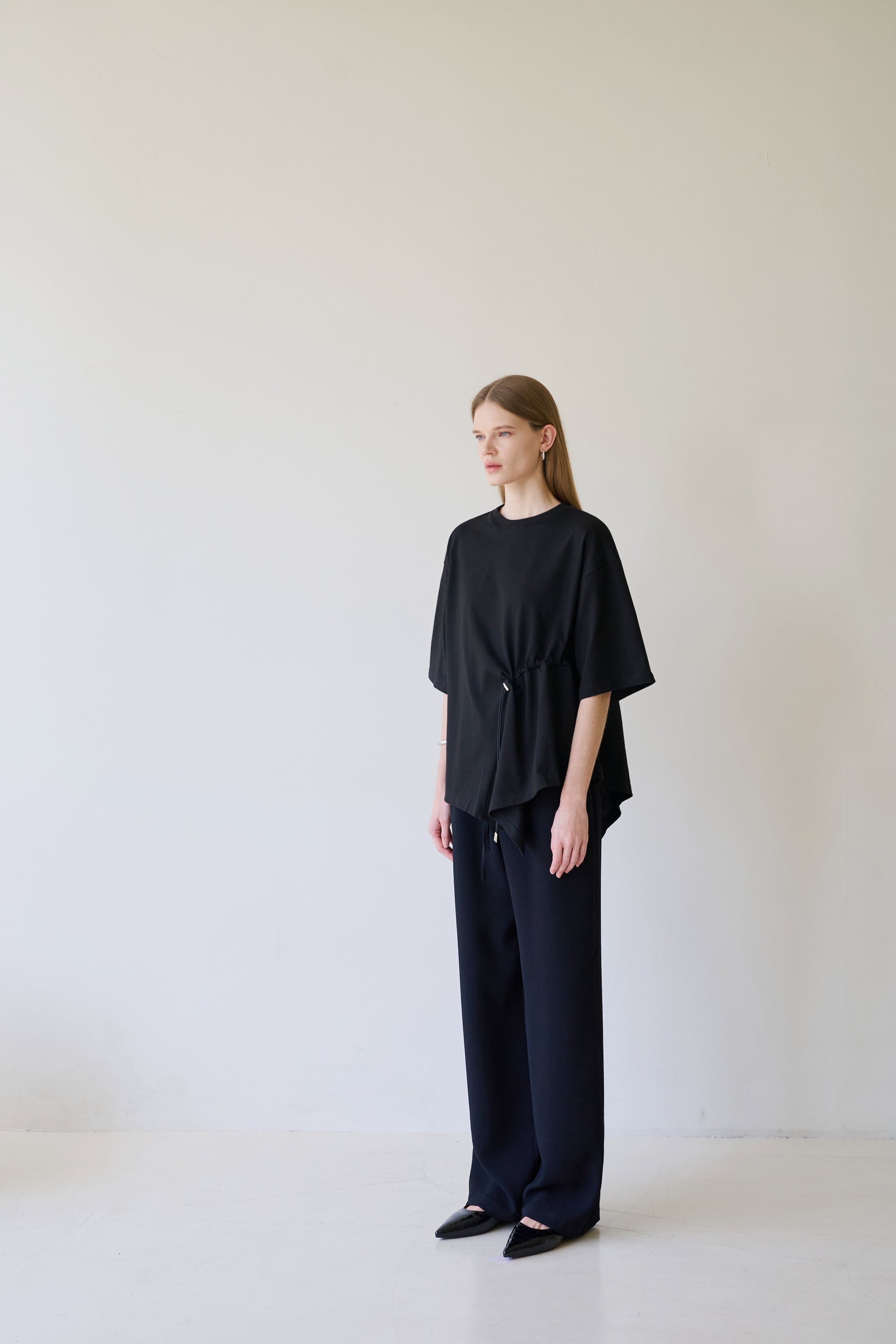 UNBALANCE DRAWSTIRING T-SHIRT_BLACK