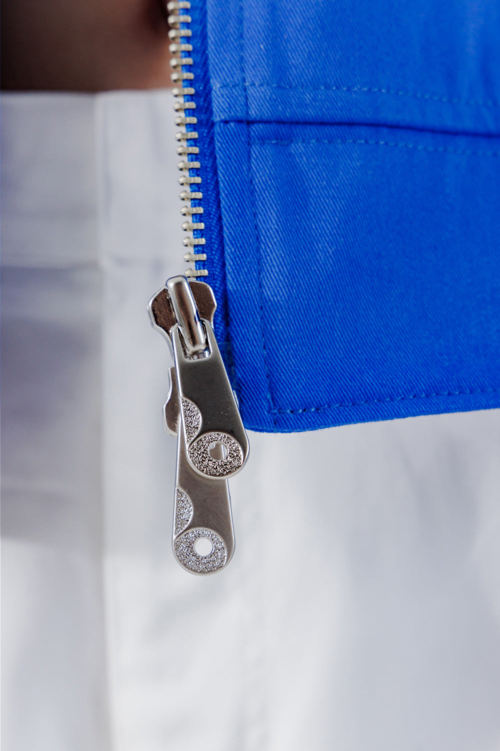 SHOULDER TWO TUCK JACKET_BLUE