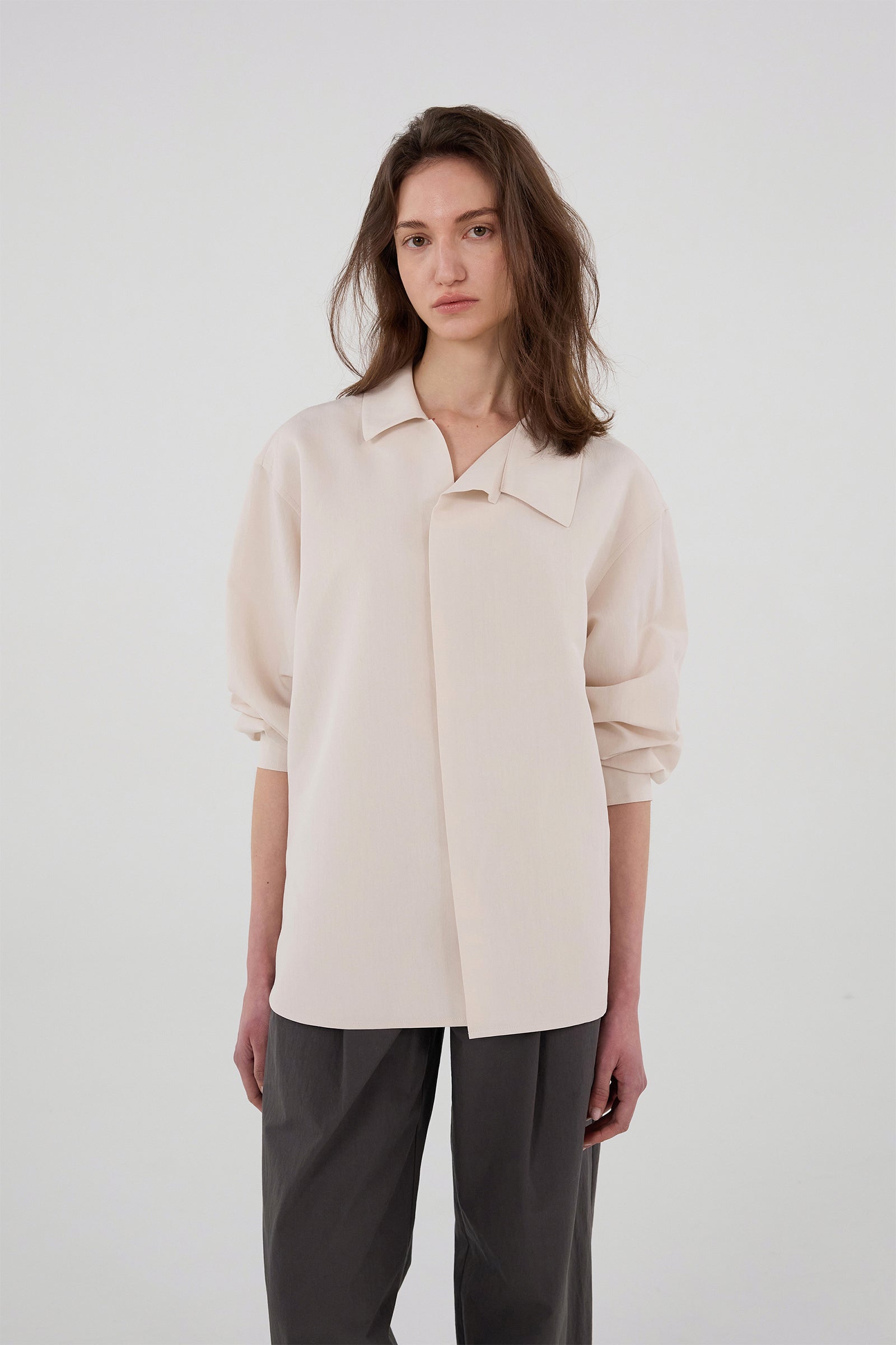 DIAGONAL LINE SHIRT BLOUSE_CREAM