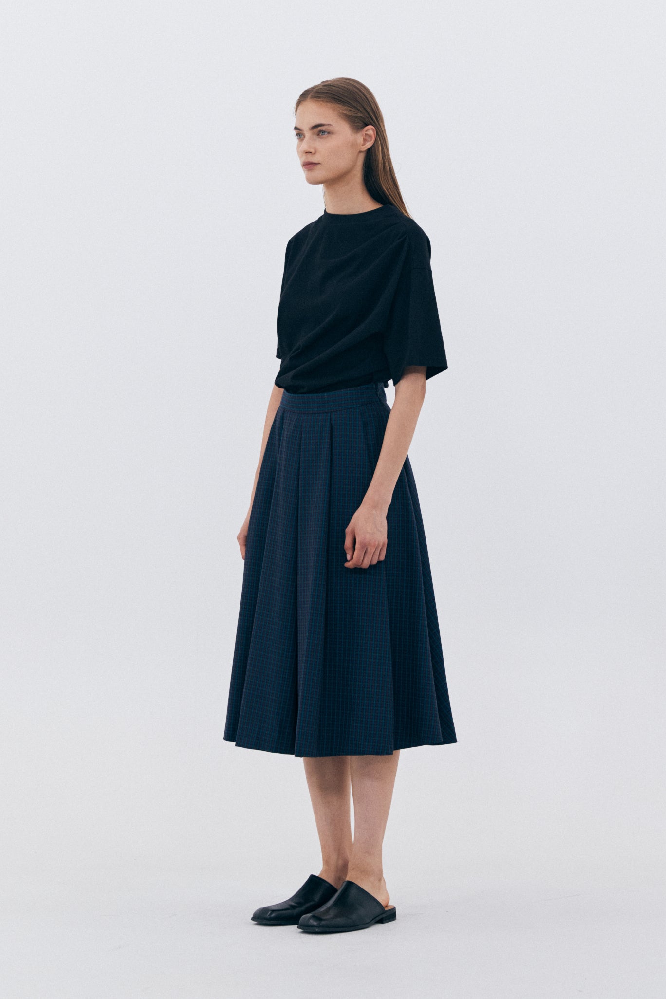 CHECKERED FLARE SKIRT_NAVY