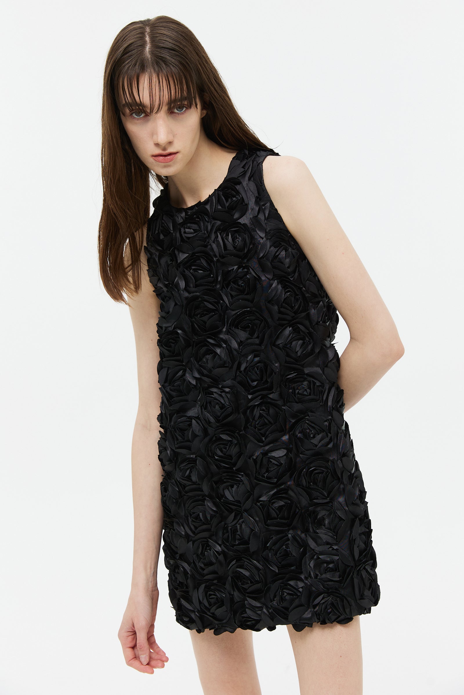 FLOWER CORSAGE MINI DRESS_BLACK