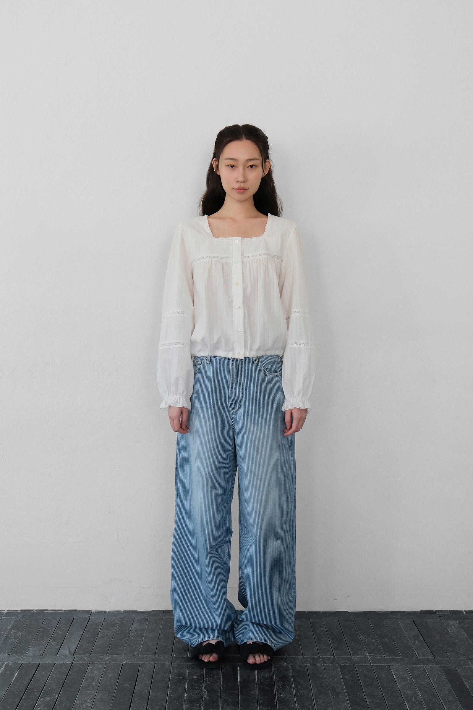 MOUI NOA LACE BLOUSE_IVORY