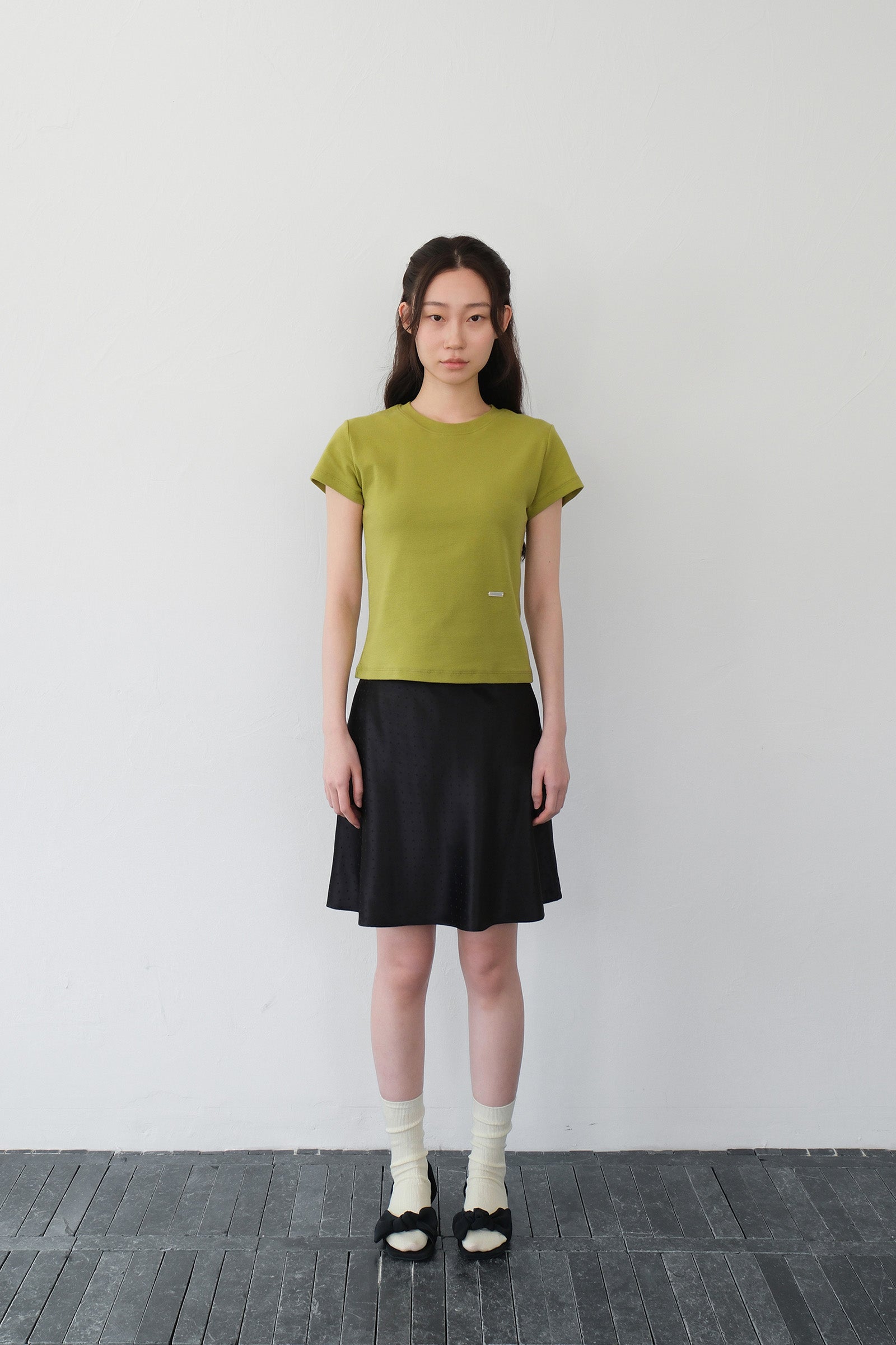 MOUI SATIN DOT MIDI SKIRT_BLACK