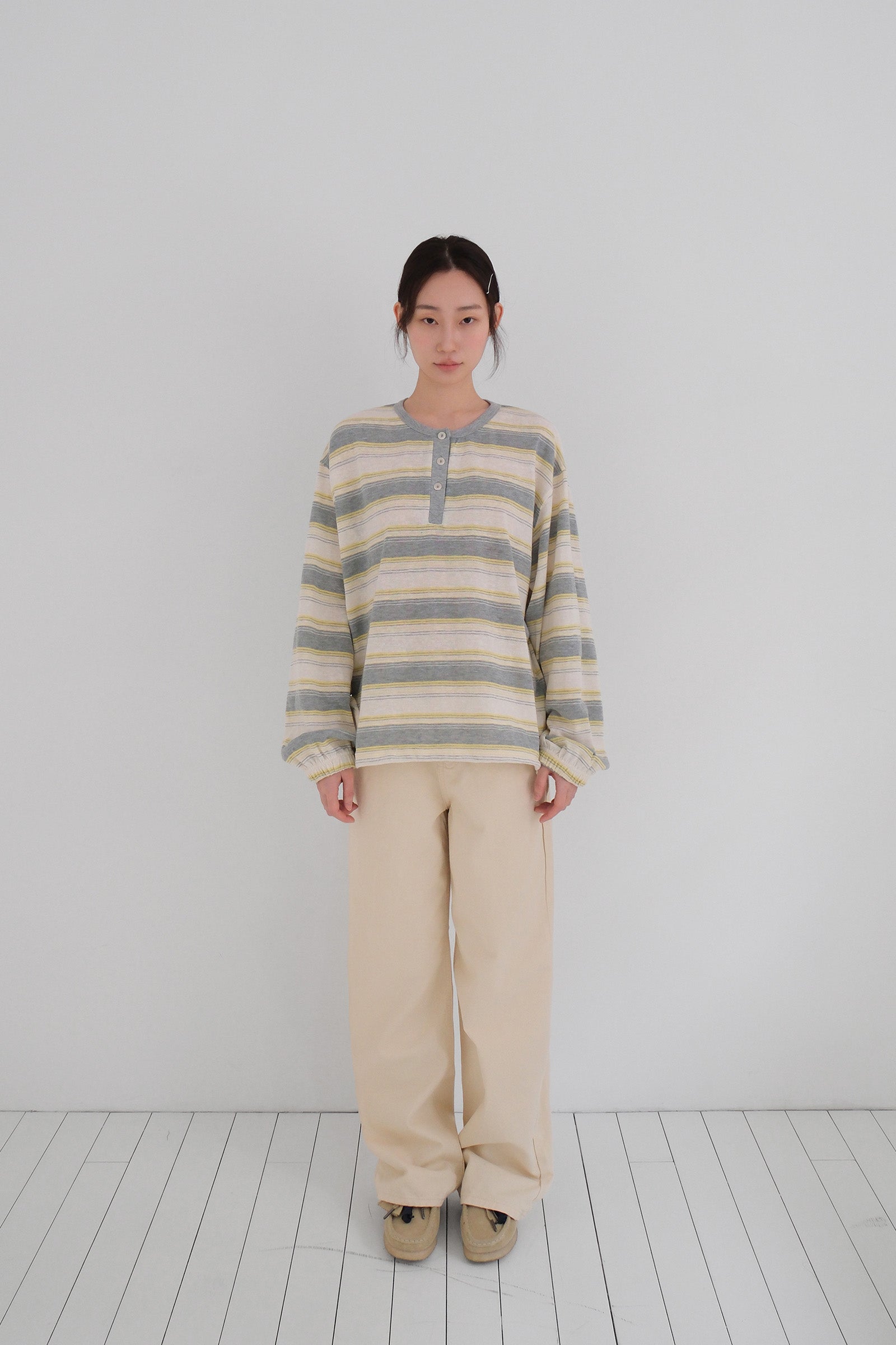 MOUI STRIPE HENLEY SWEATSHIRT_YELLOW GREY