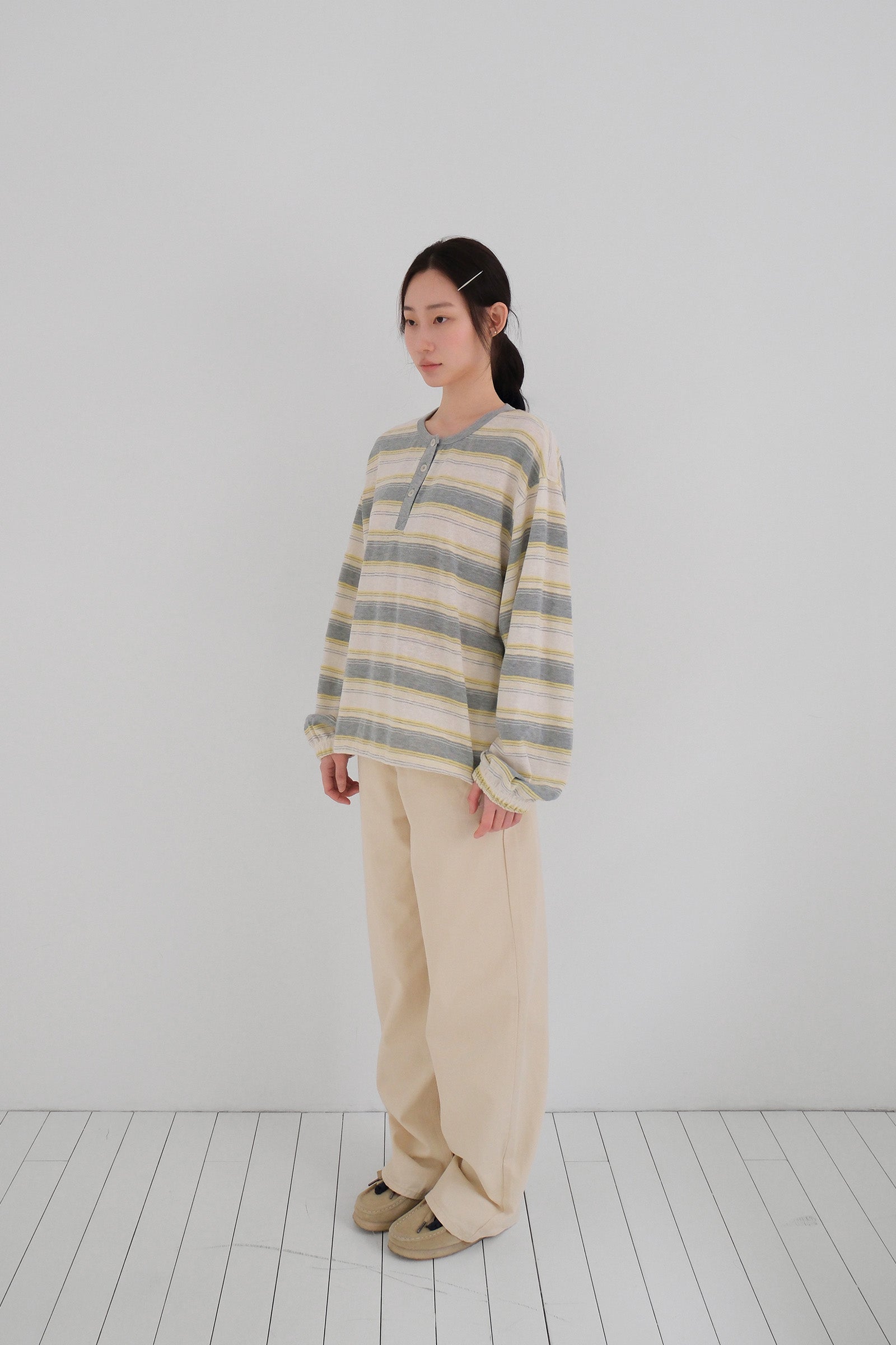 MOUI STRIPE HENLEY SWEATSHIRT_YELLOW GREY