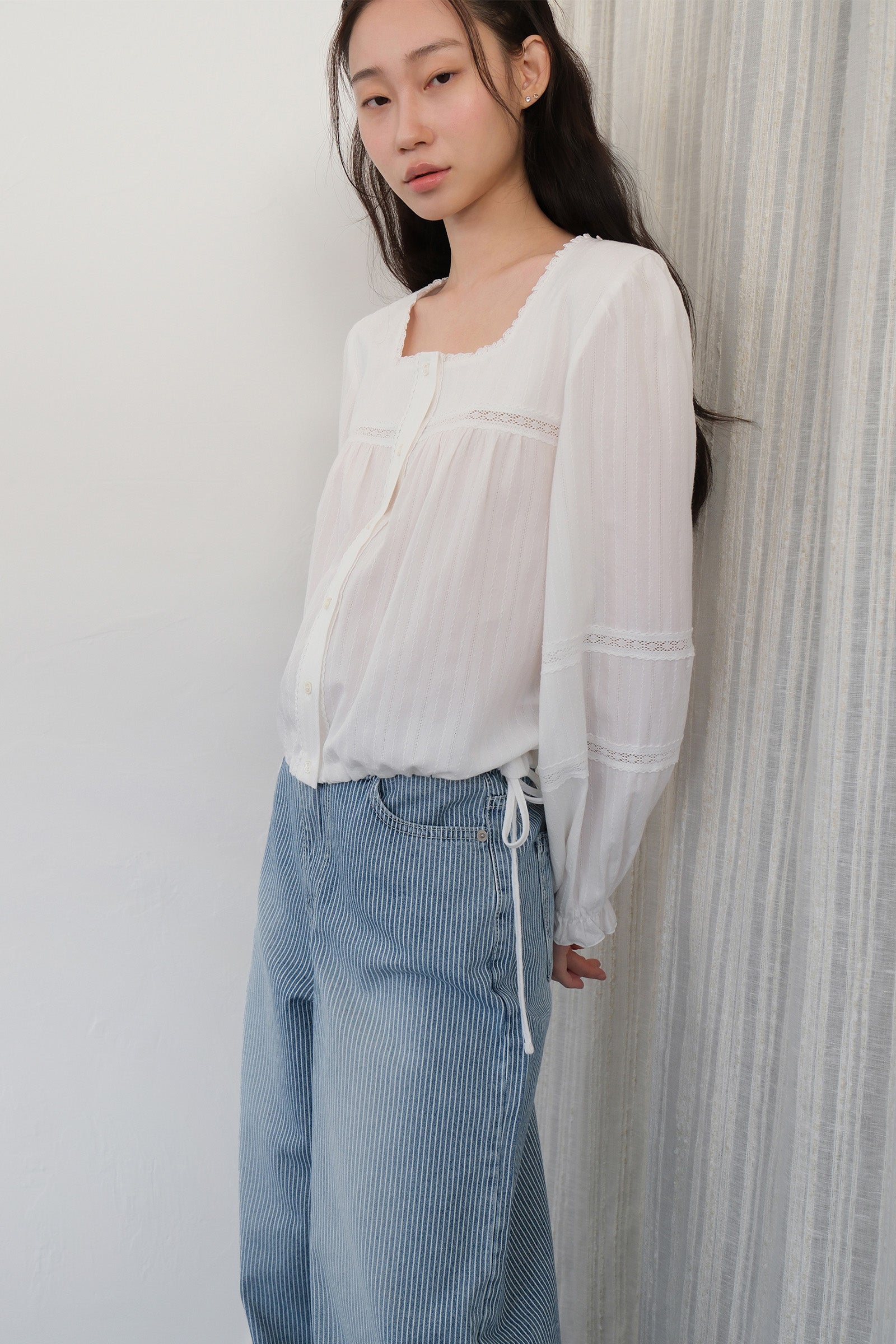 MOUI NOA LACE BLOUSE_IVORY