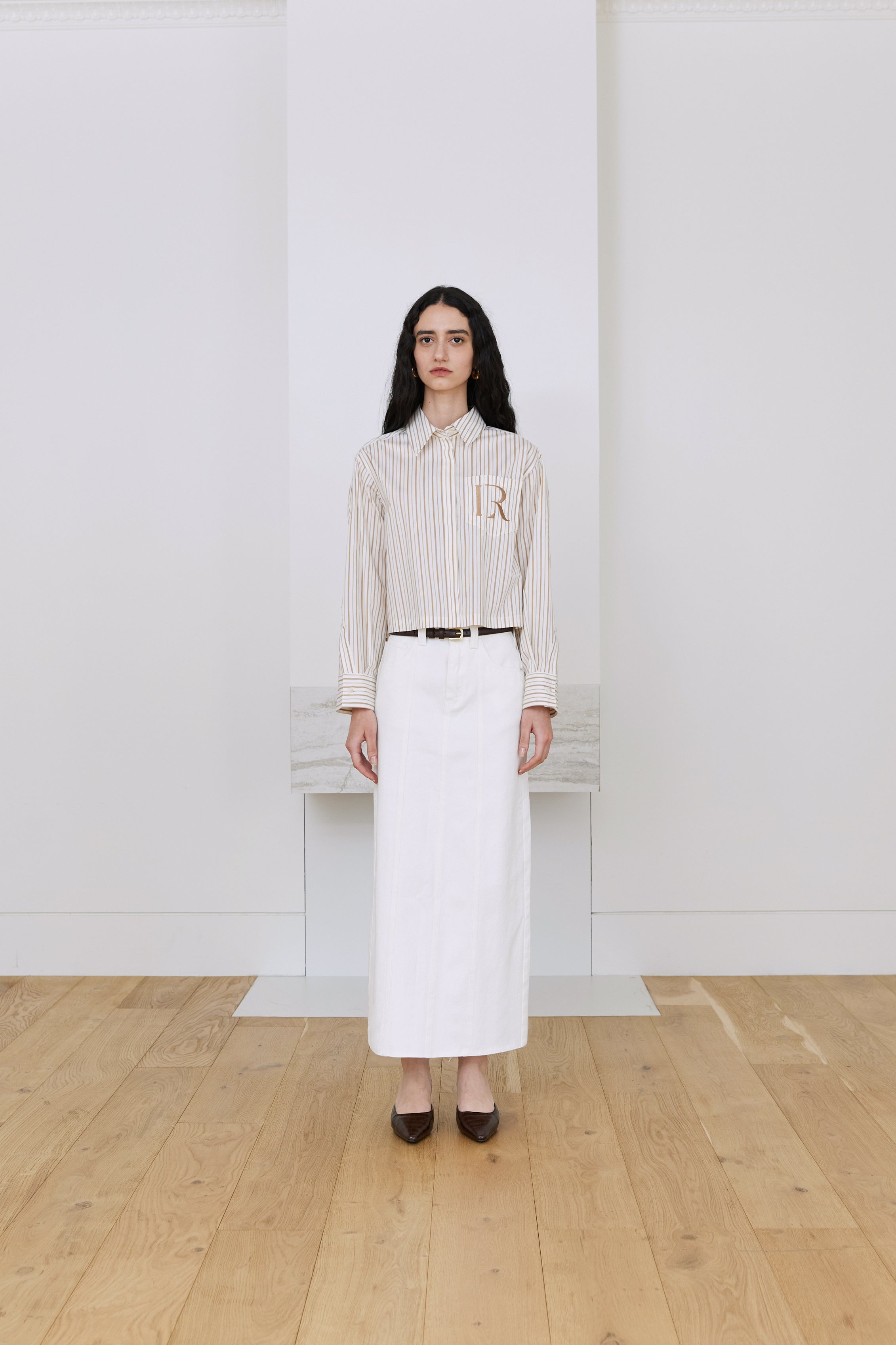 STRIPED R CROP SHIRT_BEIGE