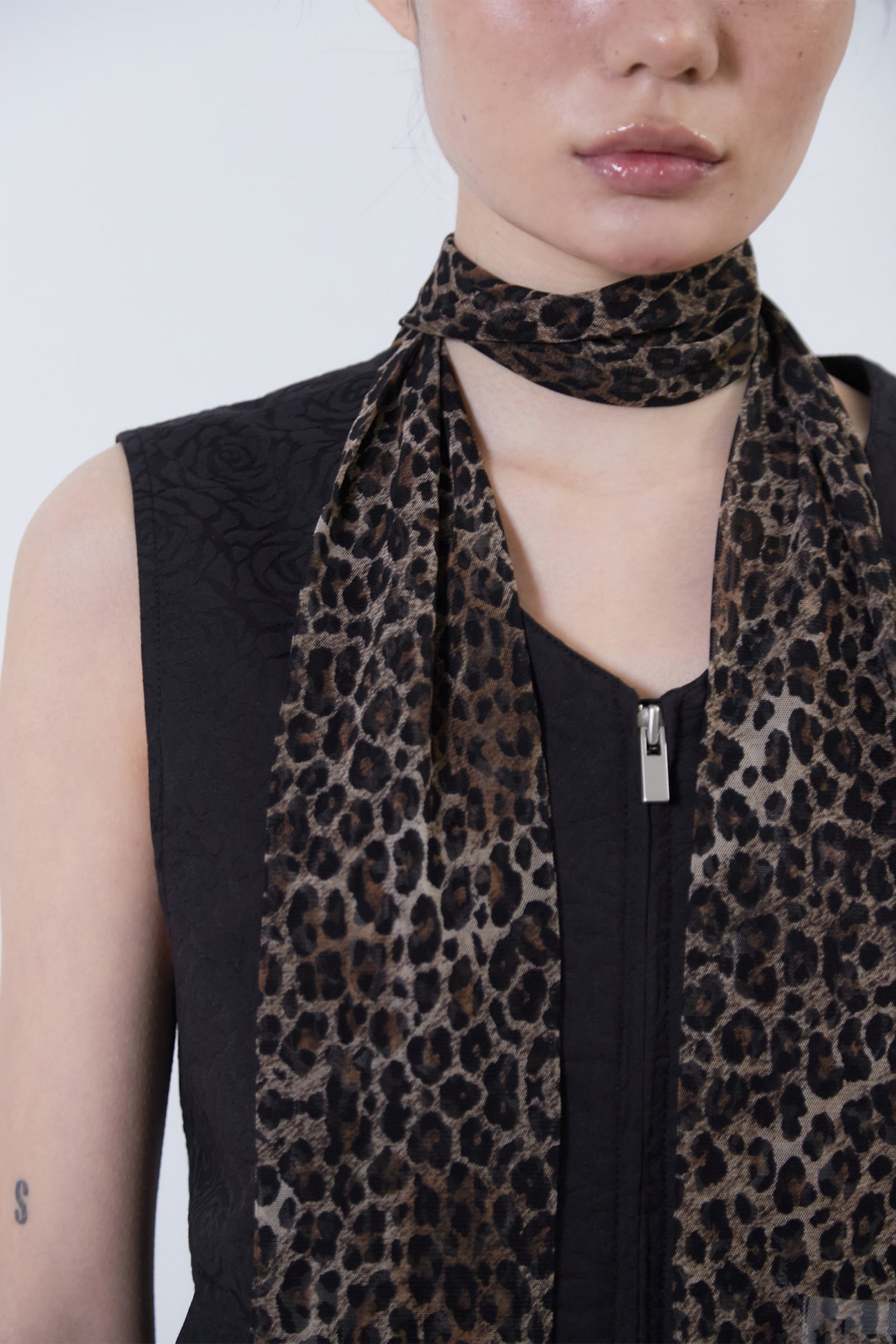 LEOPARD MESH LONG SCARF_LEOPARD