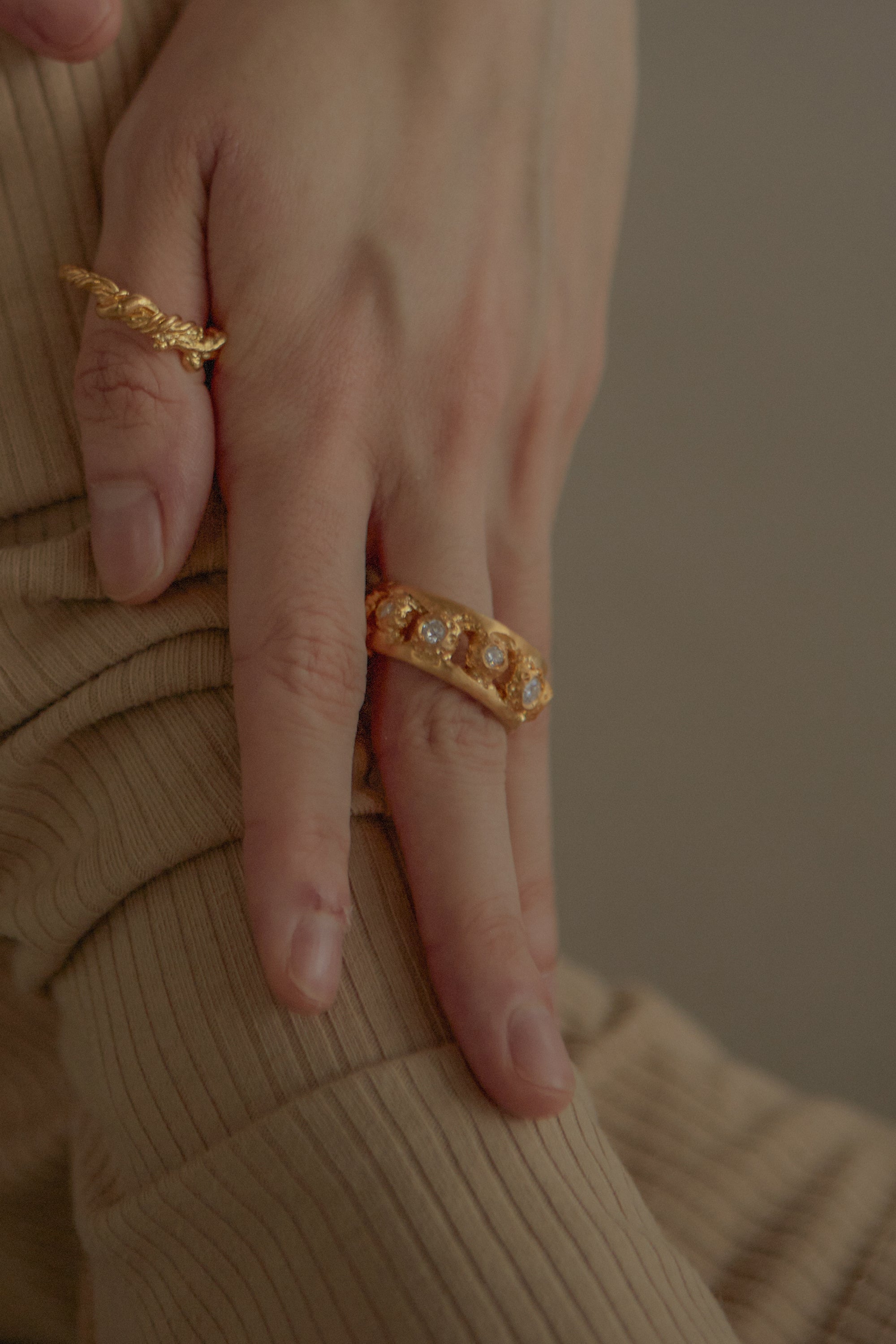 GLAM LIGHT RING_GOLD