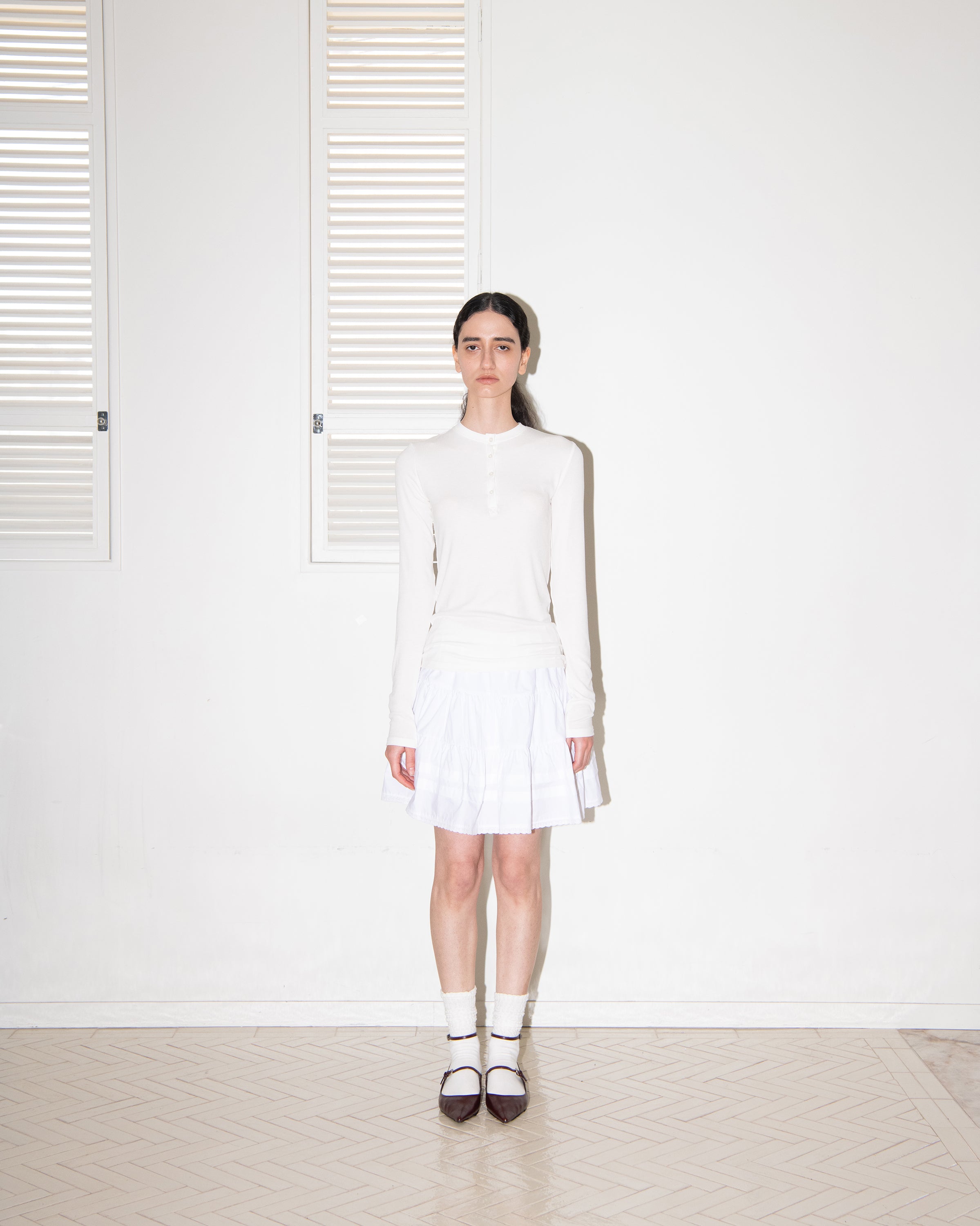 HENLEY NECK LONG SLEEVE T-SHIRT_WHITE