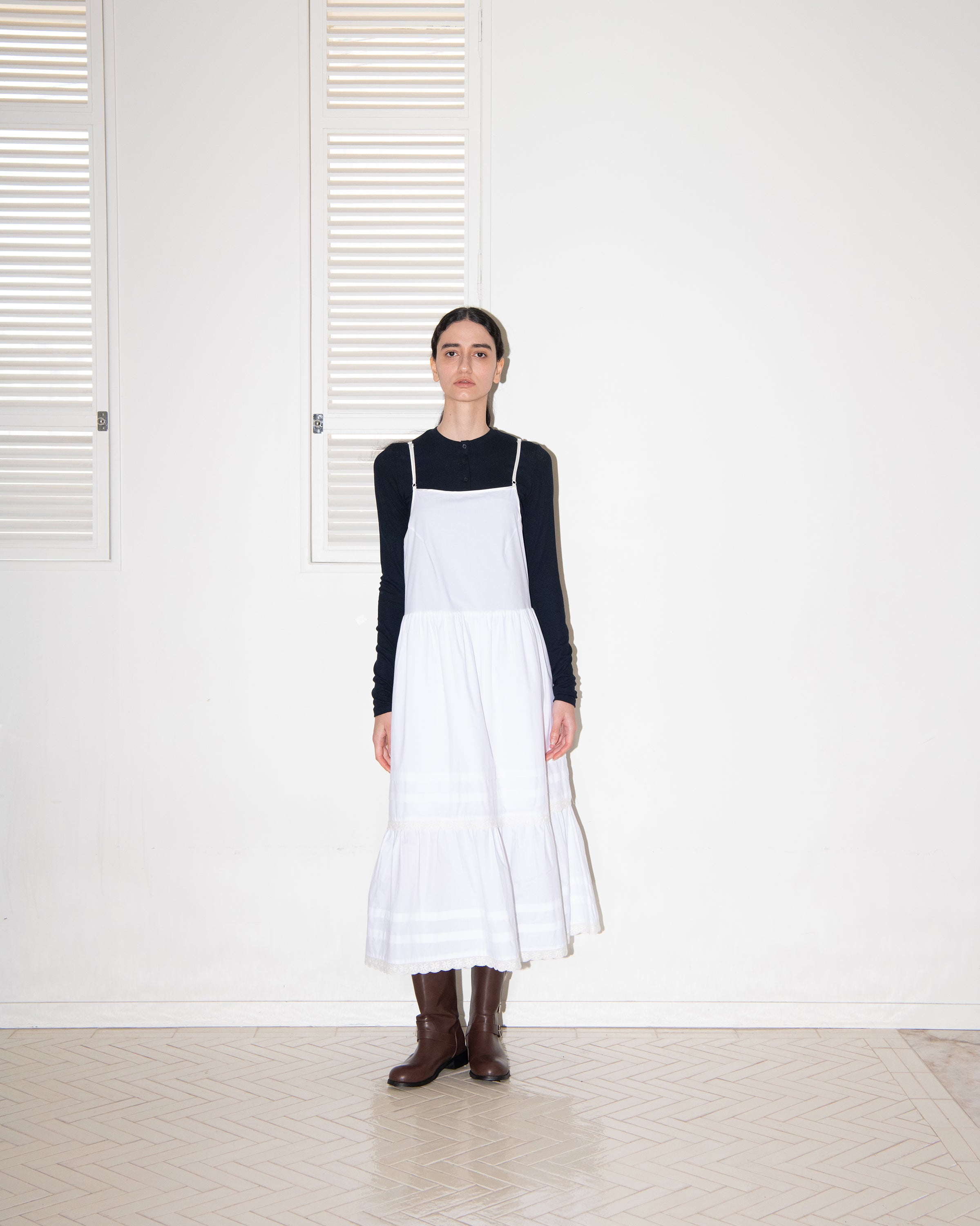 BACK OPEN LACE SHIRRING DRESS_WHITE