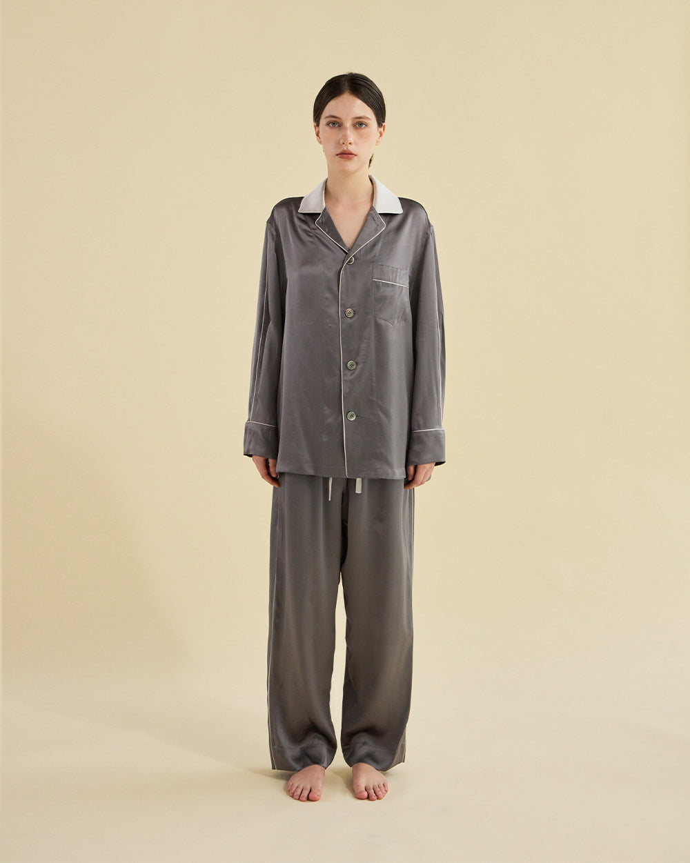 STONE WHISPER SILK PAJAMA_SILVER