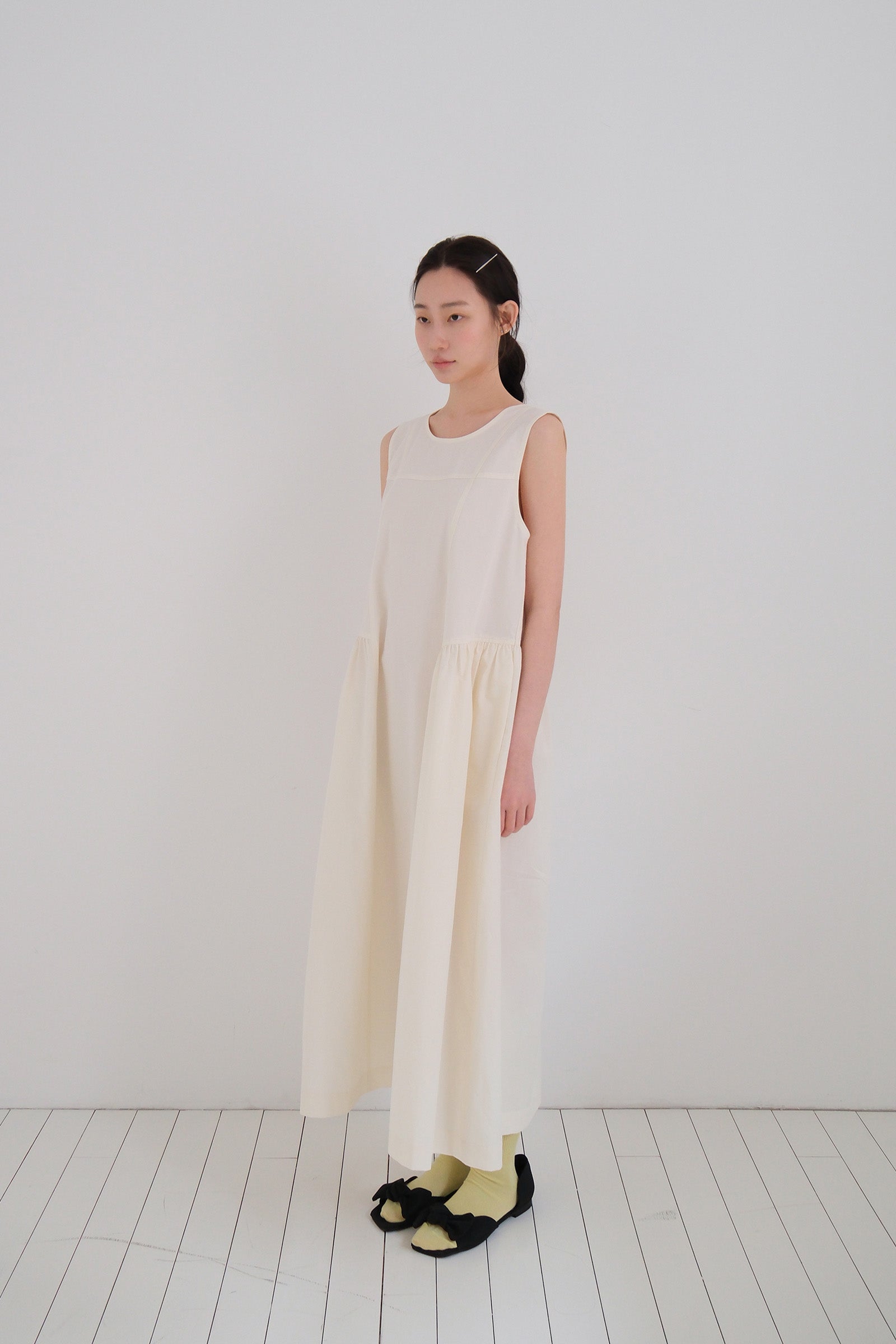 MOUI LINE MAXI SHIRRING DRESS_CREAM