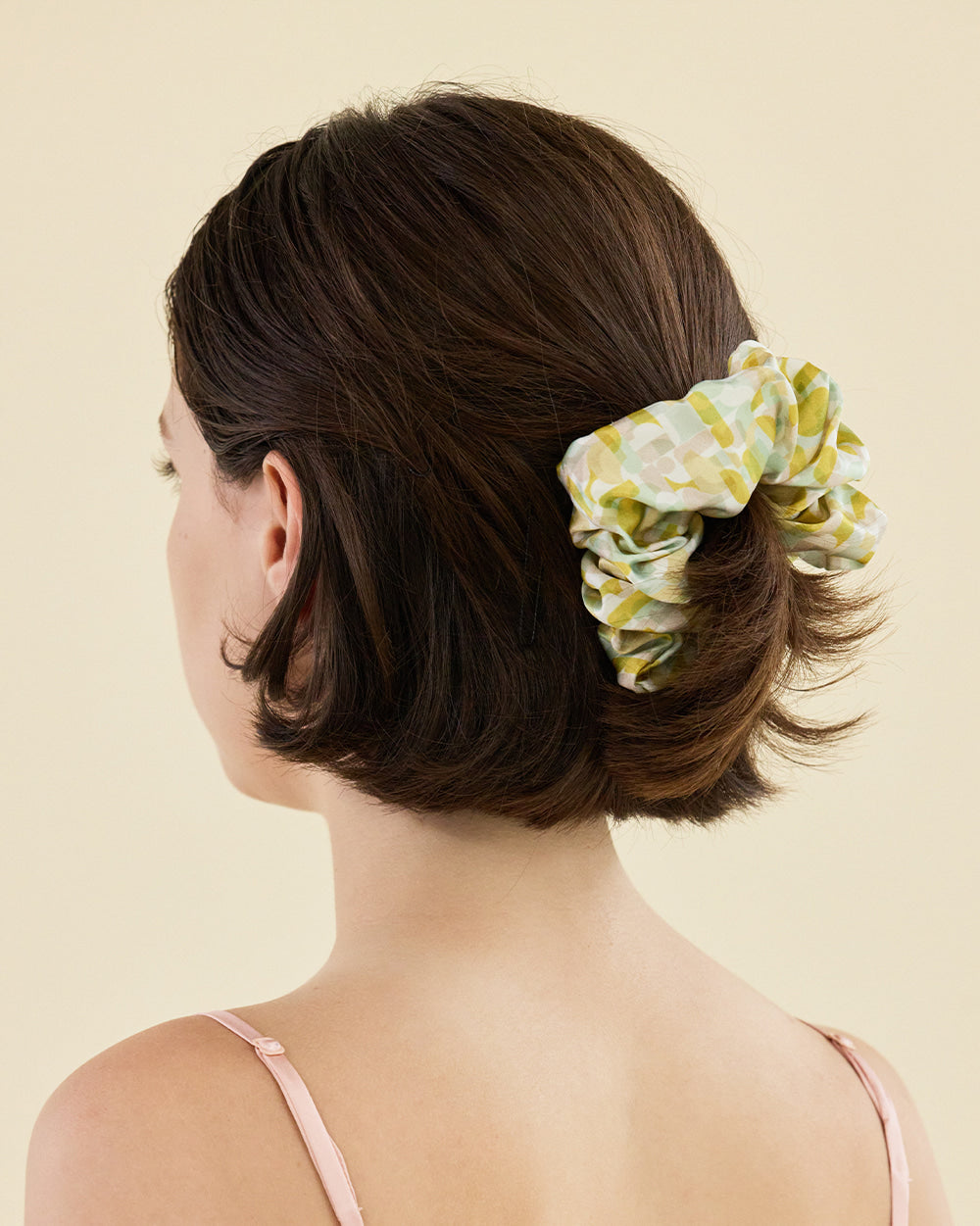 GOLDEN SHAPES SILK SCRUNCHIE_GOLD